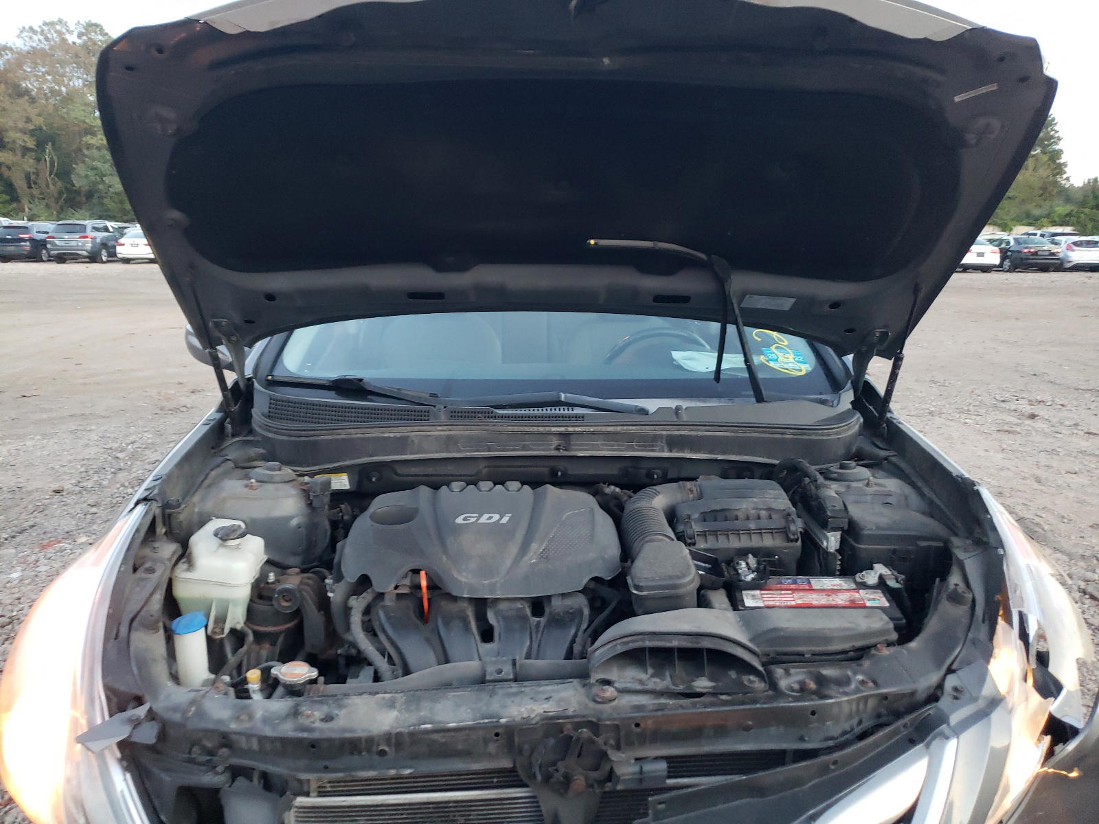 Photo 7 from auction – 2011 HYUNDAI SONATA SE with VIN 5NPEC4AC2BH149027