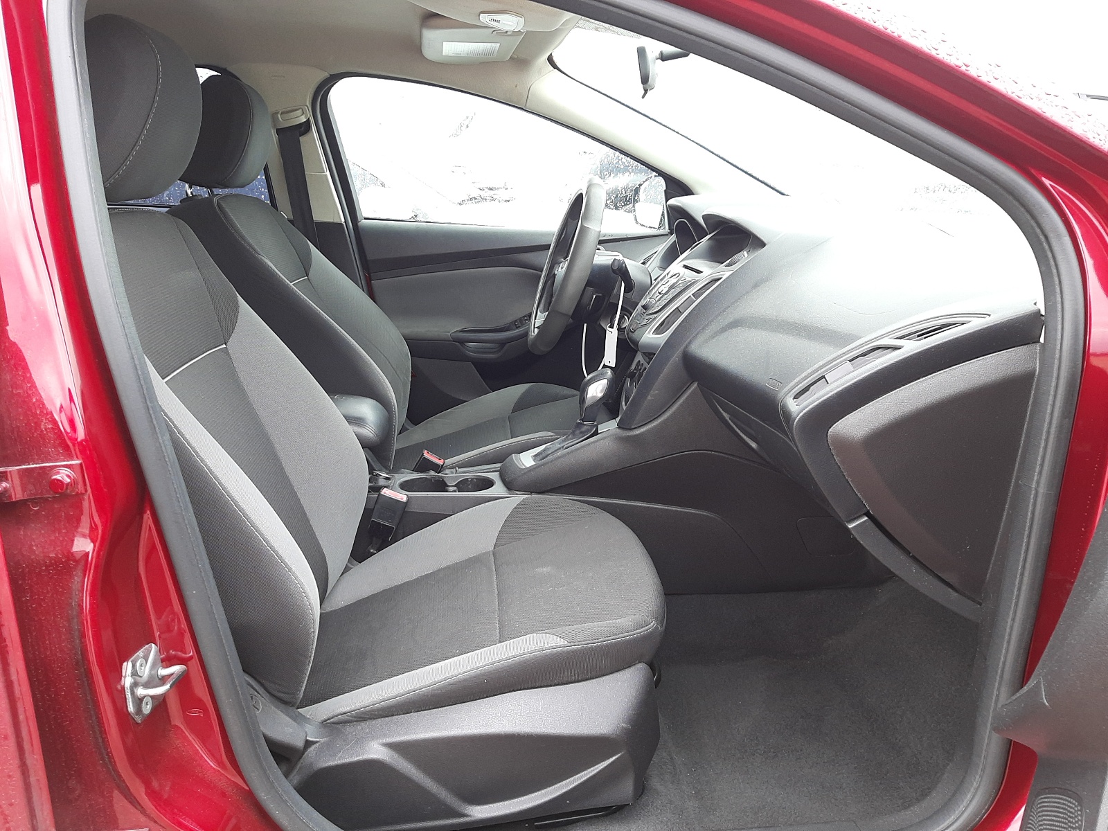 Фото 5 с аукциона – 2013 FORD FOCUS SE с VIN 1FADP3F29DL290479