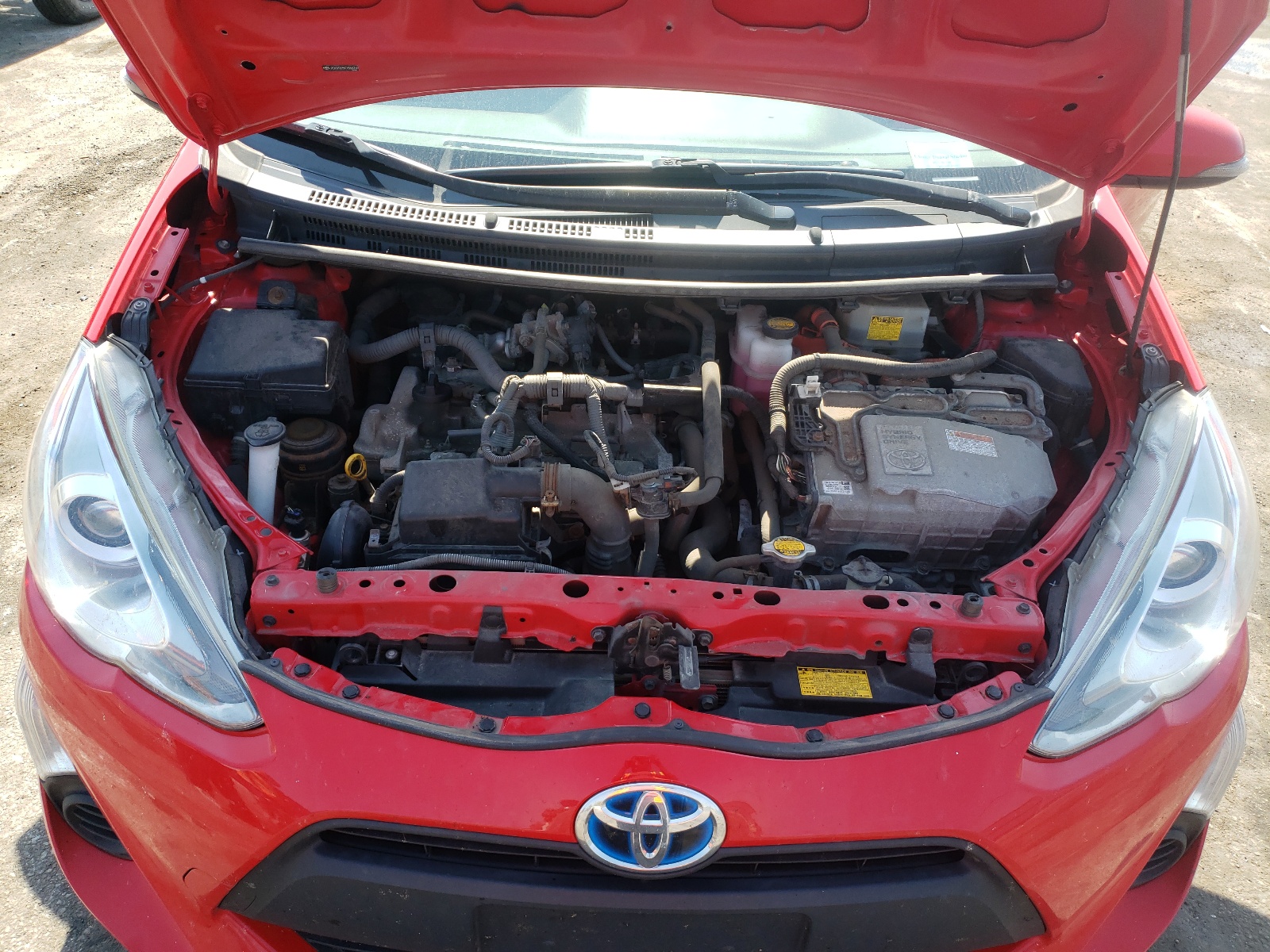 Photo 7 from auction – 2015 TOYOTA PRIUS C with VIN JTDKDTB35F1586056