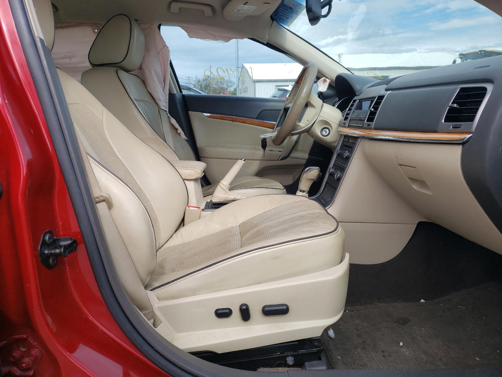 Photo 5 from auction – 2010 LINCOLN MKZ with VIN 3LNHL2GC8AR613373