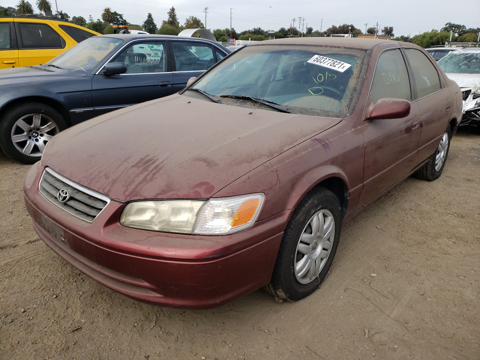 Photo 2 from auction – 2000 TOYOTA CAMRY CE with VIN 4T1BG22K9YU628573
