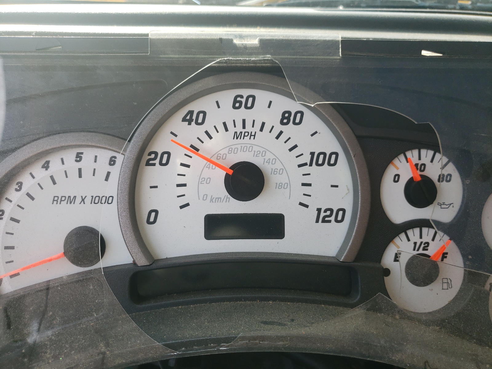 صورة رقم 8 من المزاد - 2003 HUMMER H2 مع VIN 5GRGN23U93H142054