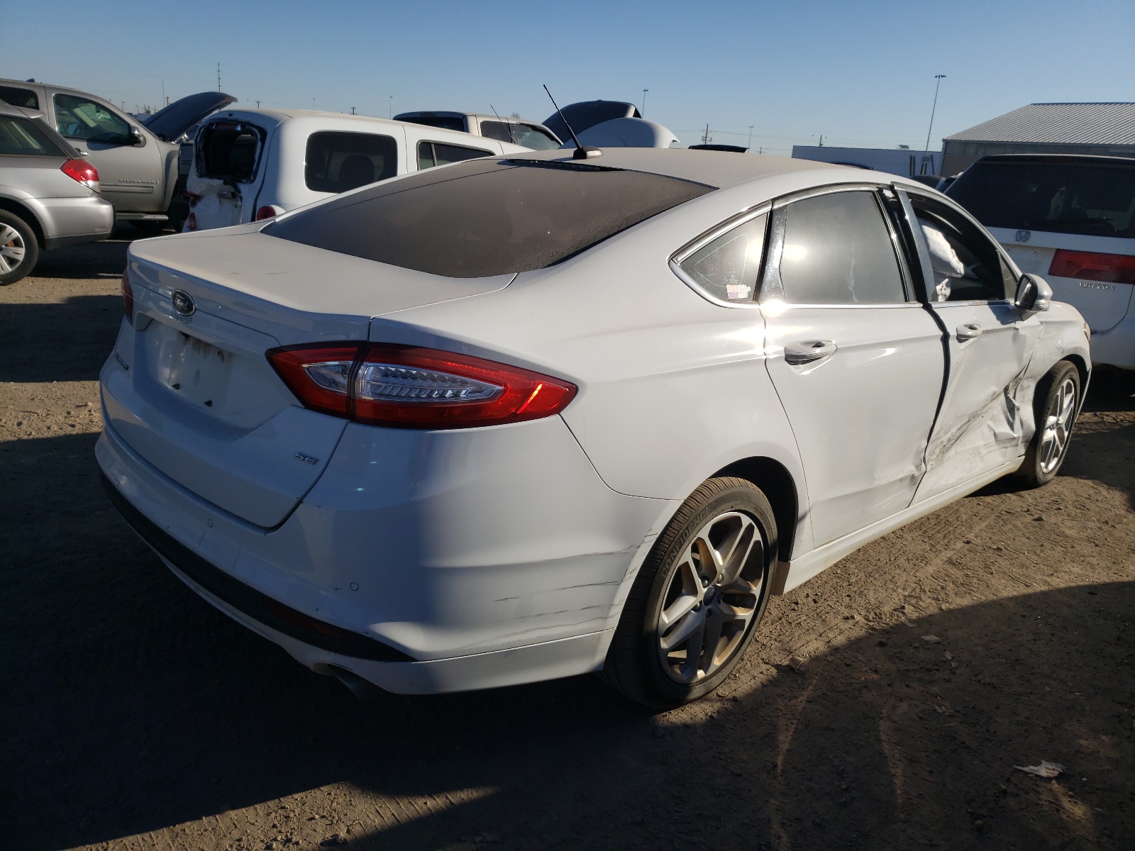 Photo 4 from auction – 2015 FORD FUSION SE with VIN 3FA6P0H7XFR228917