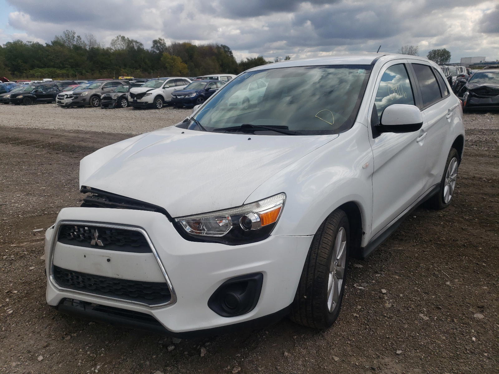 Photo 2 from auction – 2013 MITSUBISHI OUTLANDER with VIN 4A4AR3AU9DE019323