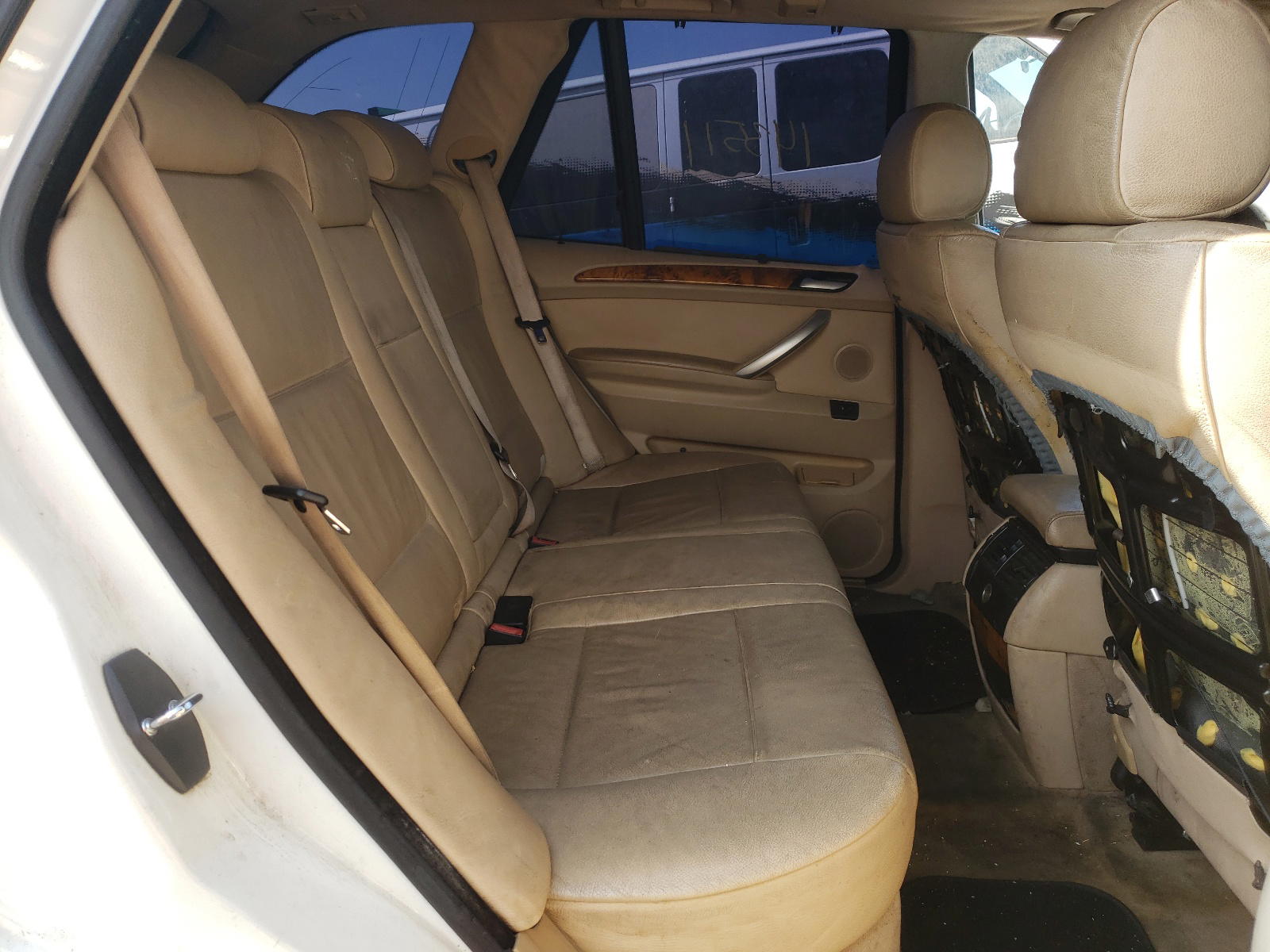 Photo 6 from auction – 2002 BMW X5 3.0I with VIN 5UXFA53592LP52033