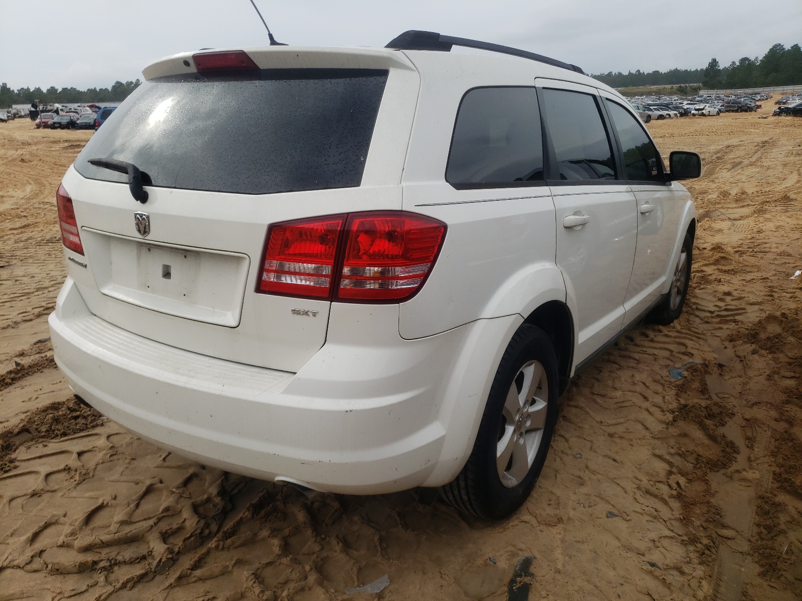 Photo 4 from auction – 2009 DODGE JOURNEY SX with VIN 3D4GG57V49T178067