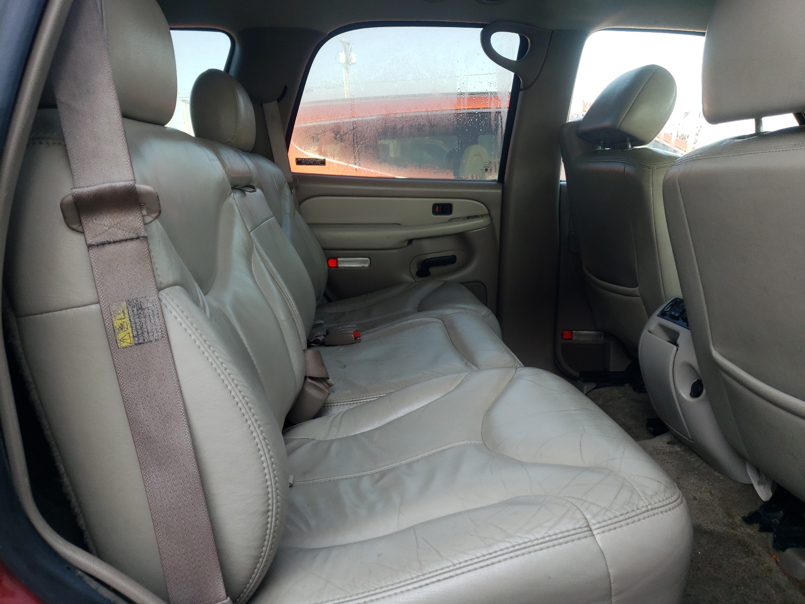 Photo 6 from auction – 2002 GMC YUKON with VIN 1GKEC13Z82R231924