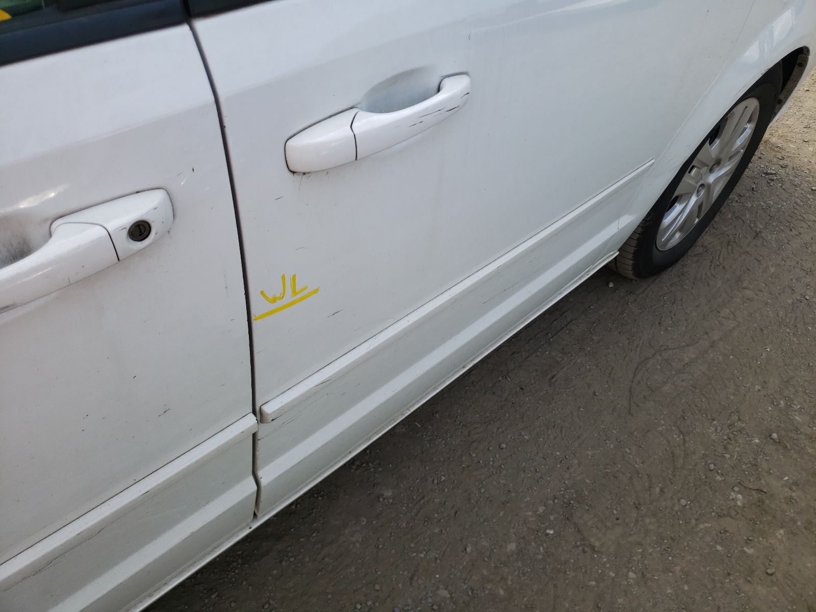Photo 9 from auction – 2015 DODGE GRAND CARA with VIN 2C4RDGBGXFR718569