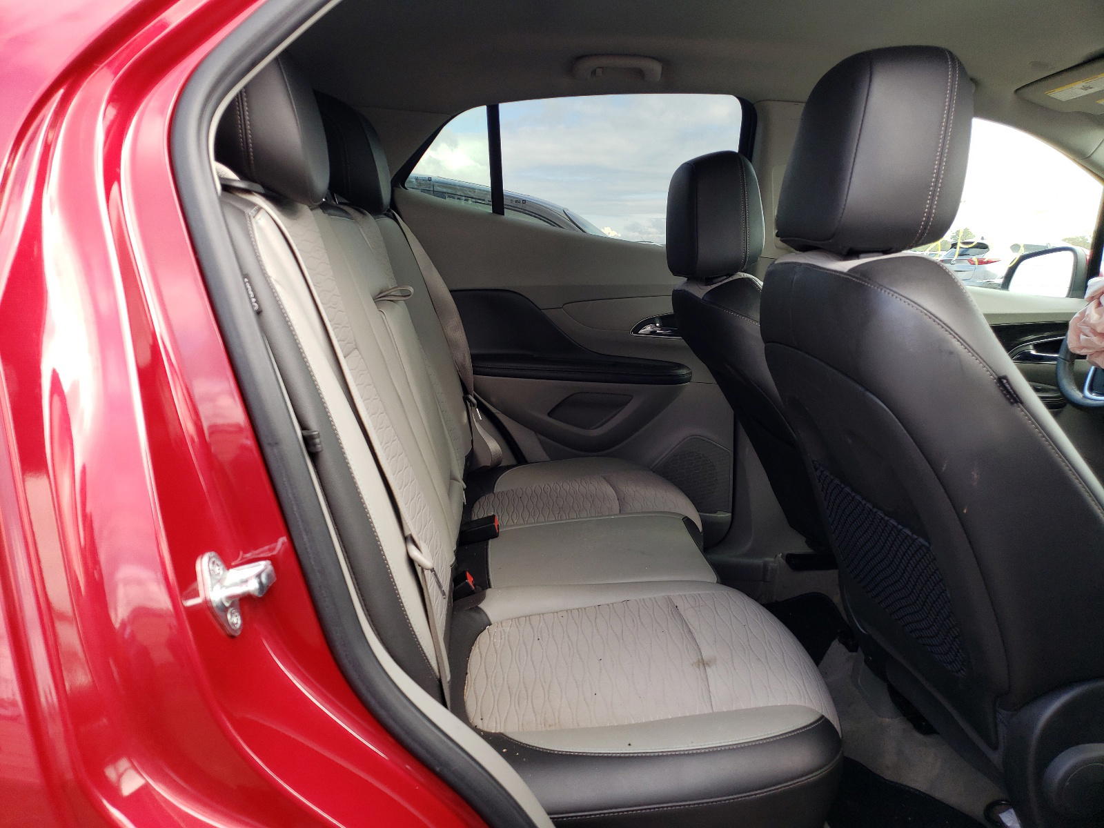 Photo 6 from auction – 2015 BUICK ENCORE with VIN KL4CJASB3FB179950