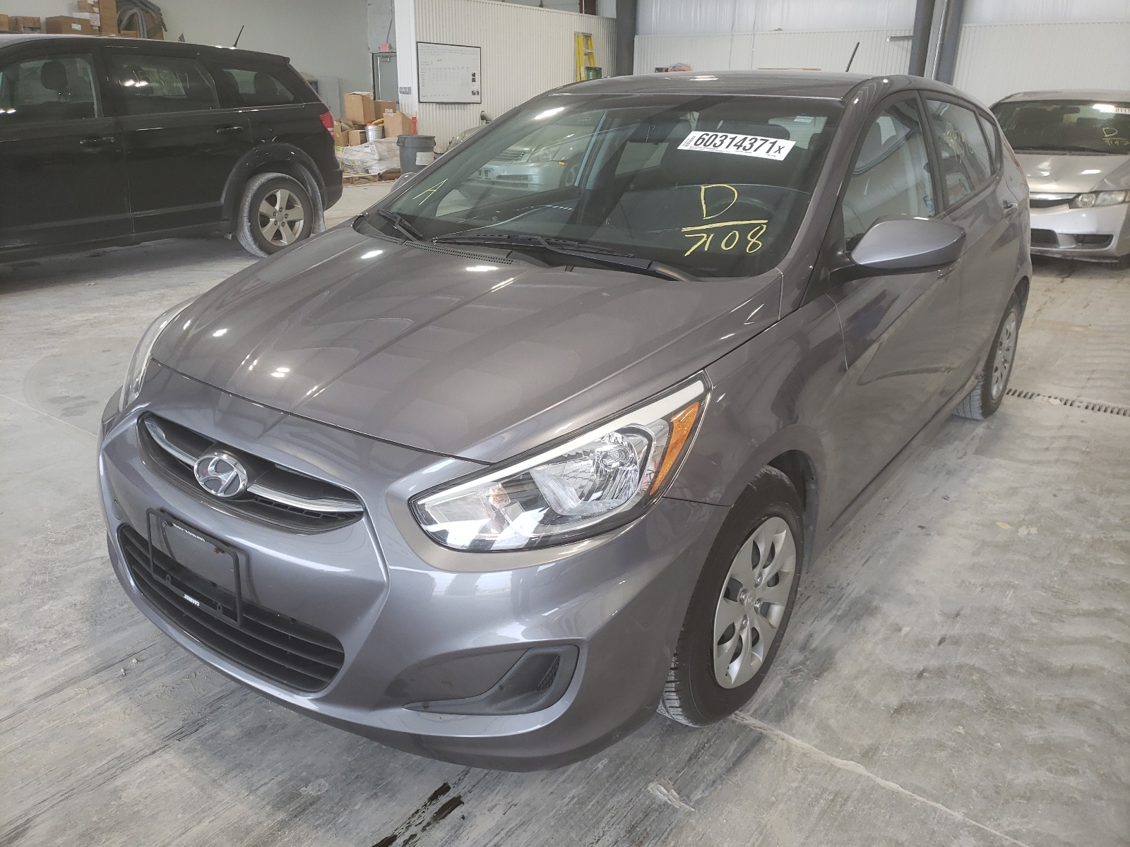 Photo 2 from auction – 2016 HYUNDAI ACCENT SE with VIN KMHCT5AE0GU247108