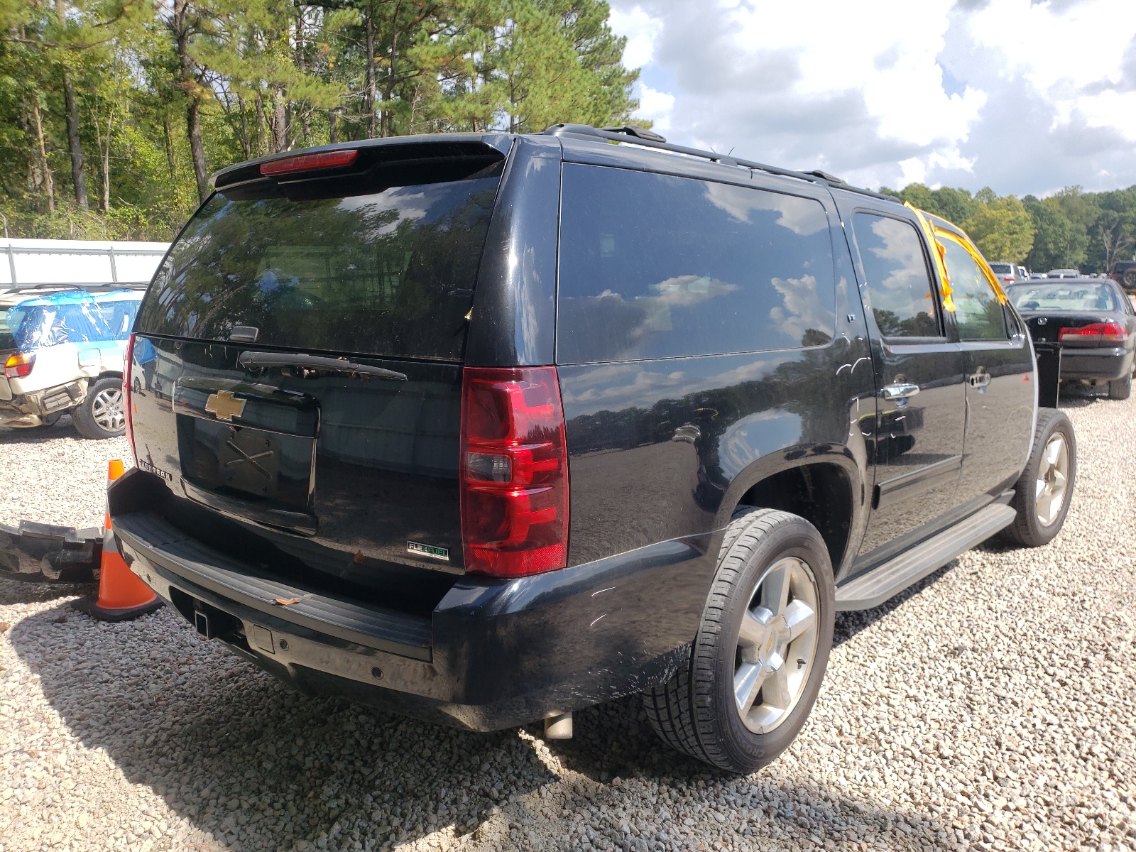 Photo 4 from auction – 2012 CHEVROLET SUBURBAN C with VIN 1GNSCJE01CR265791