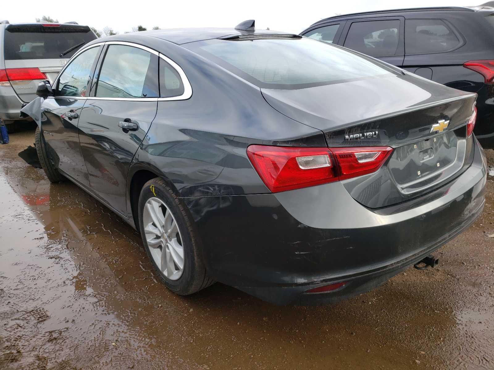 Photo 3 from auction – 2018 CHEVROLET MALIBU LT with VIN 1G1ZD5ST1JF202269