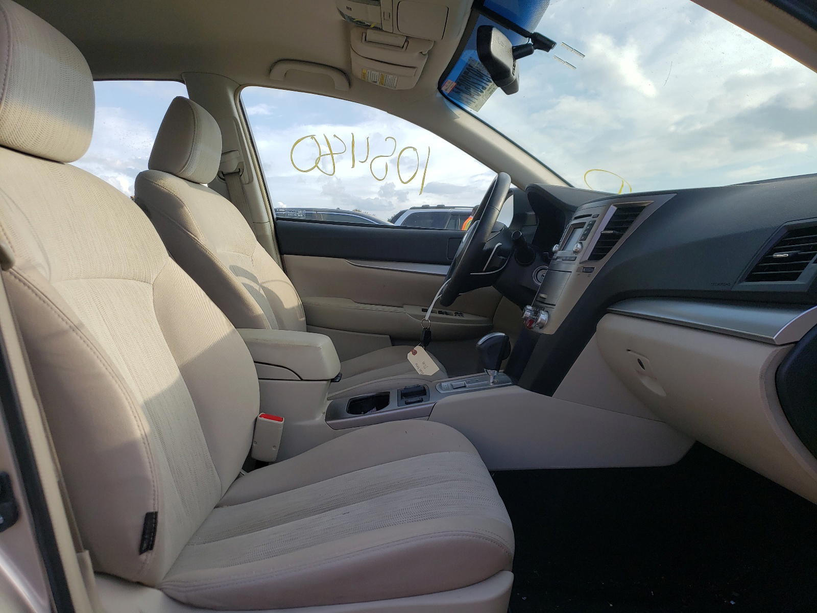 Photo 5 from auction – 2014 SUBARU LEGACY 2.5 with VIN 4S3BMBC63E3020449