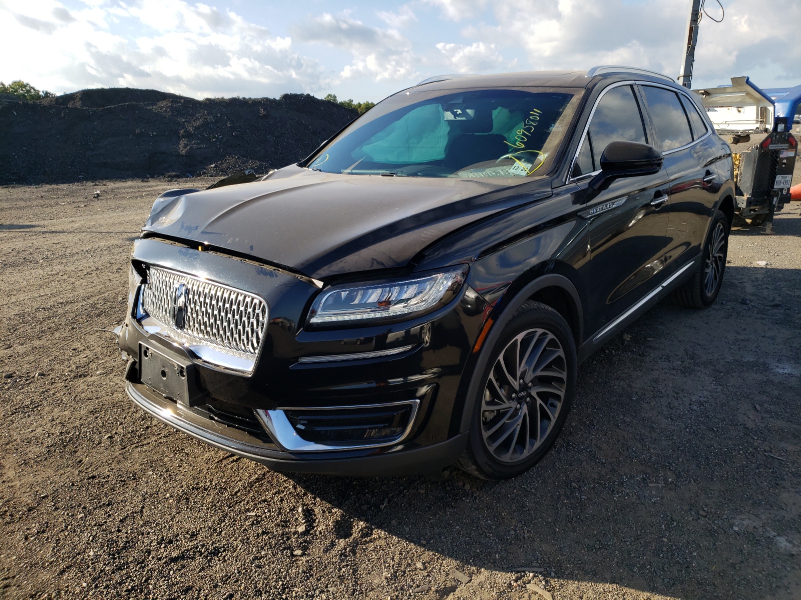 Photo 2 from auction – 2022 LINCOLN NAUTILUS R with VIN 2LMPJ8LP1KBL67140