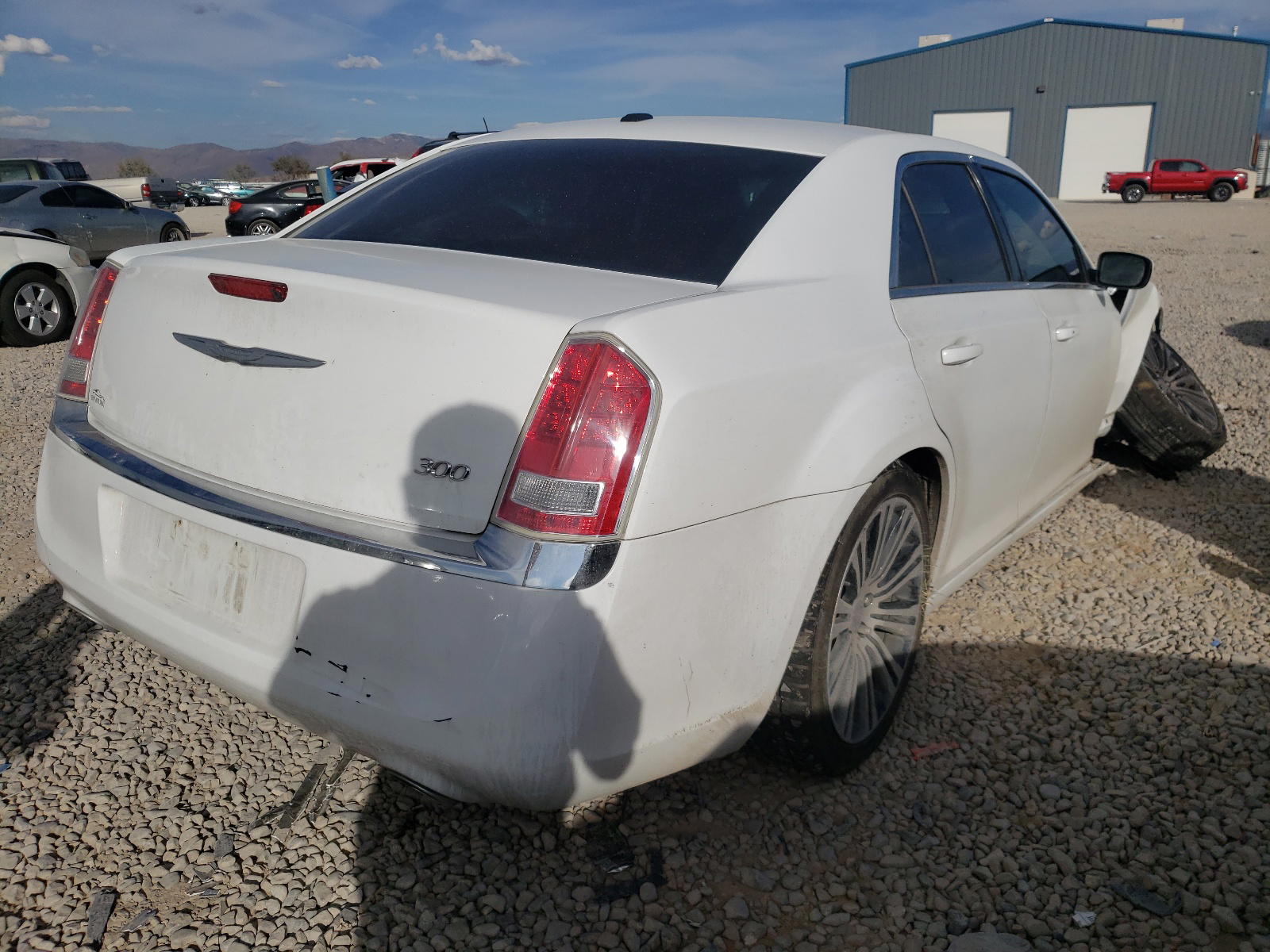 Photo 4 from auction – 2013 CHRYSLER 300 with VIN 2C3CCAAG1DH728180