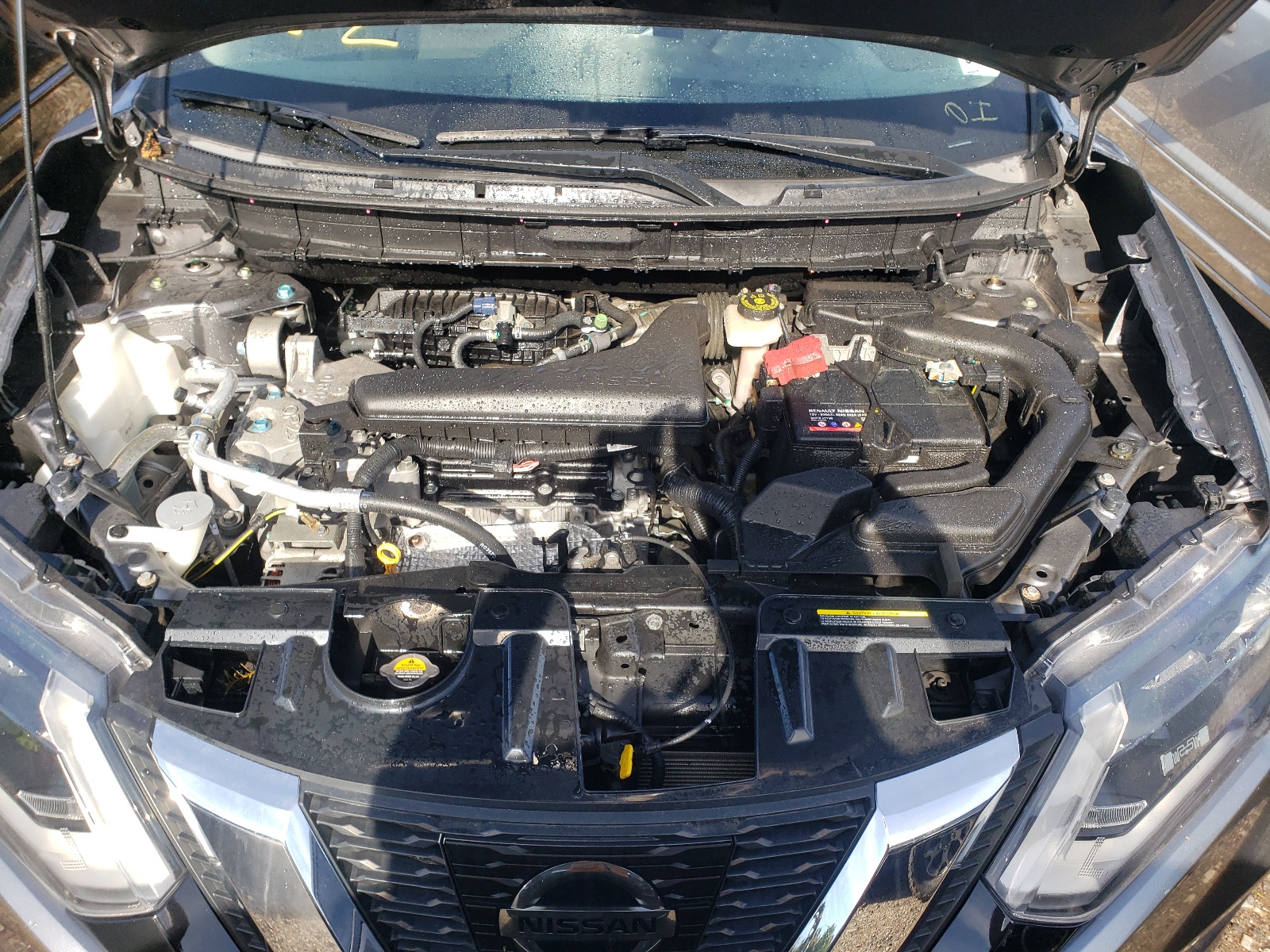 Photo 7 from auction – 2017 NISSAN ROGUE S with VIN KNMAT2MV9HP604145