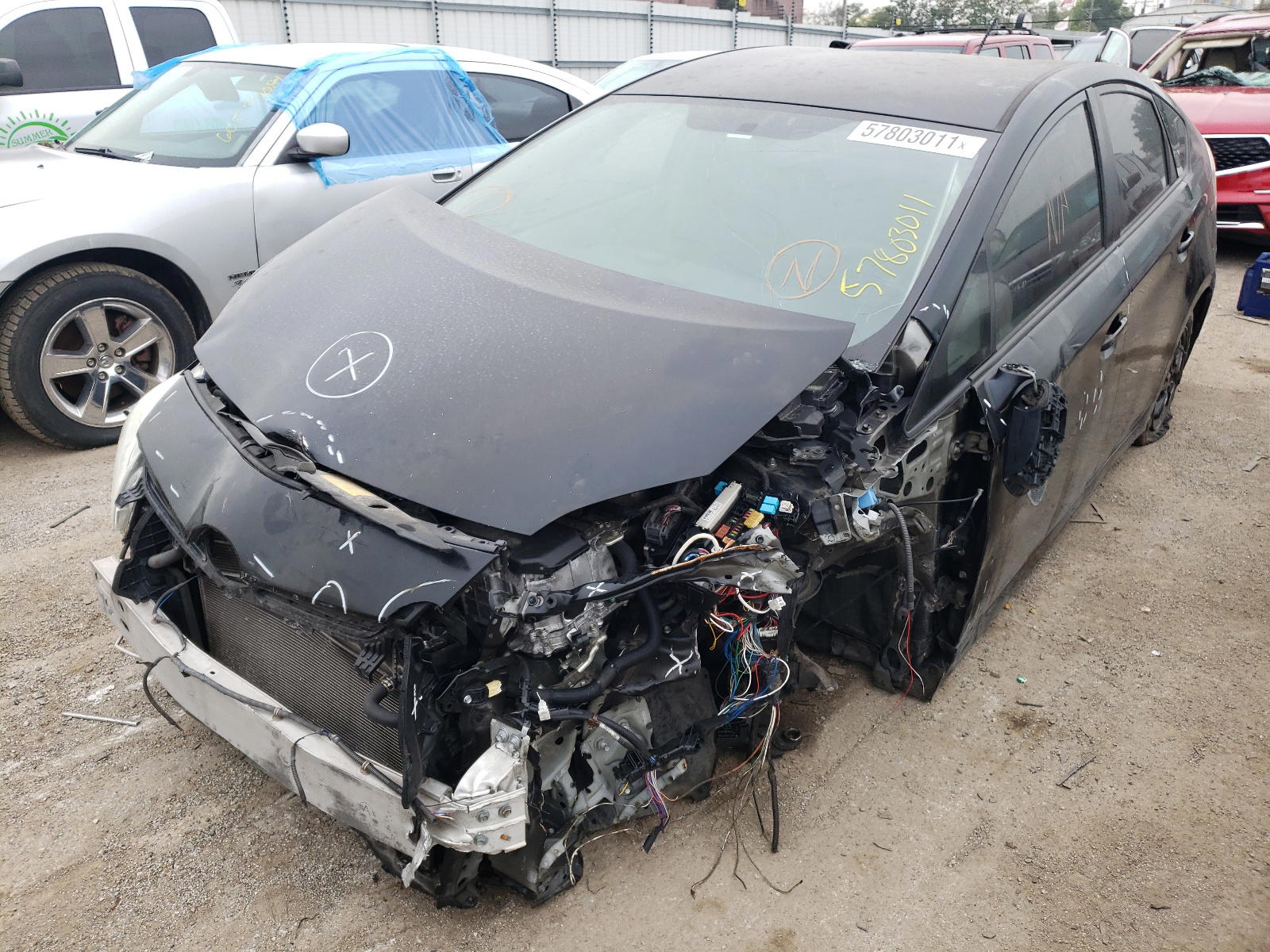 Photo 2 from auction – 2014 TOYOTA PRIUS with VIN JTDKN3DU4E1781907