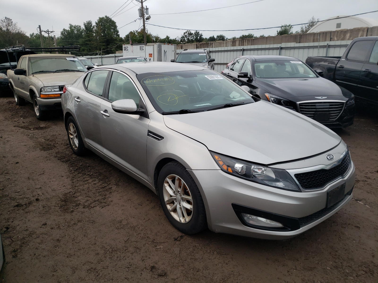 KIA OPTIMA 2012 with VIN 5XXGM4A73CG040162 - Photo from auction