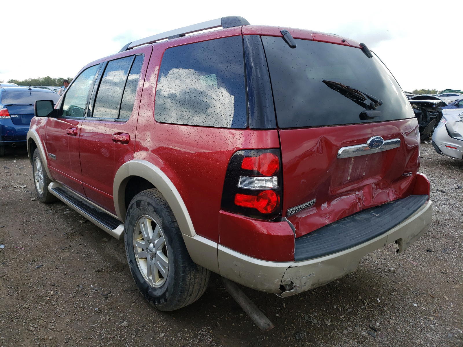 Photo 3 from auction – 2007 FORD EXPLORER E with VIN 1FMEU74E07UA60271