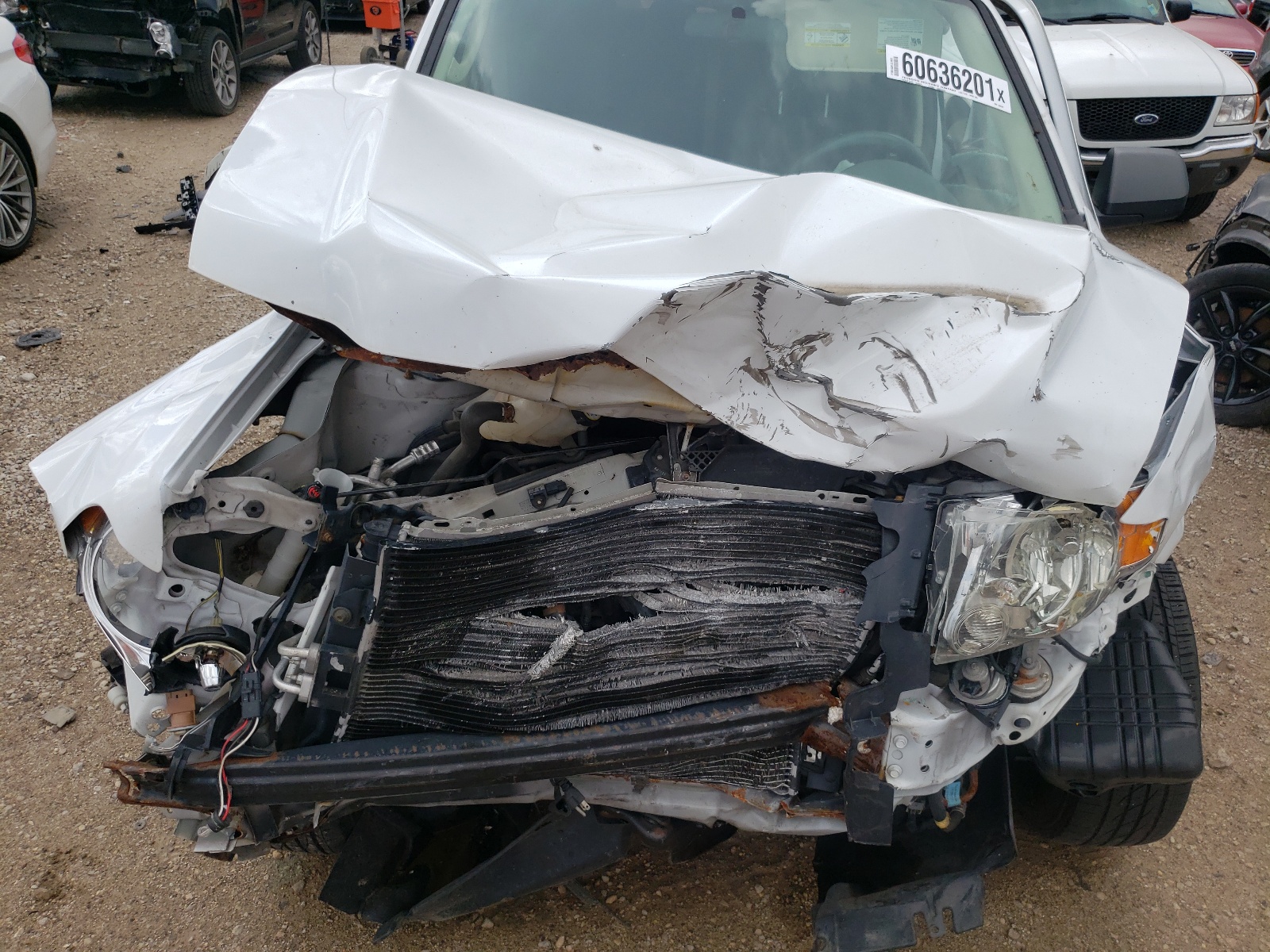 Zdjęcie 7 z aukcji – 2012 FORD ESCAPE XLS z VIN 1FMCU0C7XCKA50533