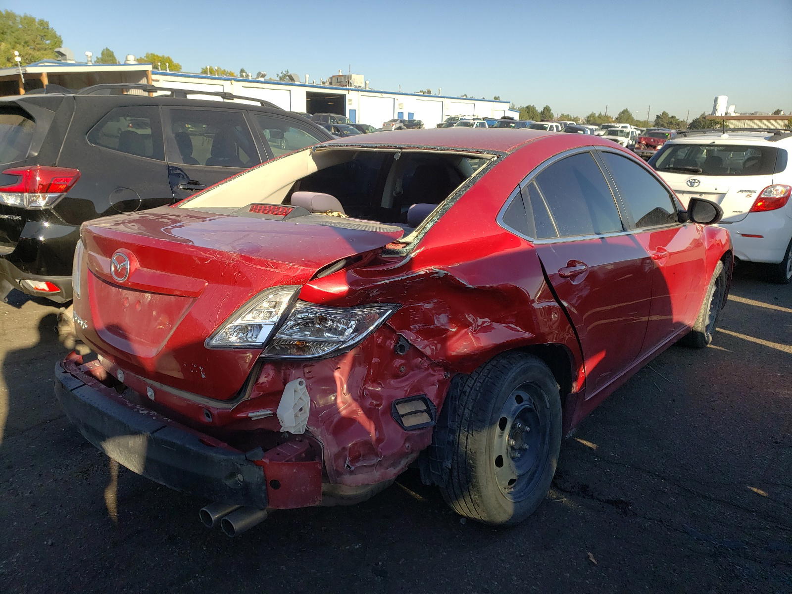 Photo 4 from auction – 2011 MAZDA 6 I with VIN 1YVHZ8BH4B5M16384