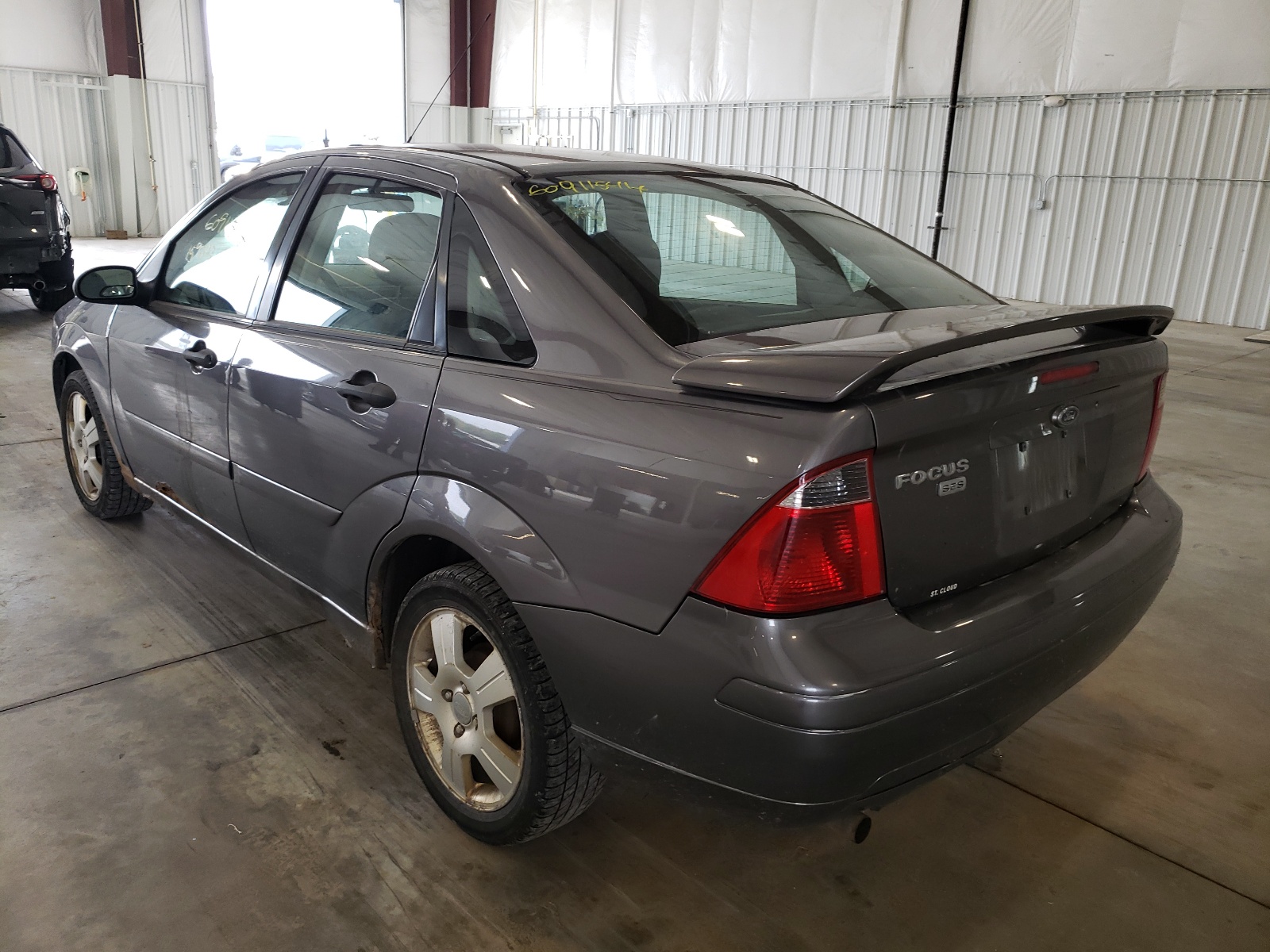 Photo 3 from auction – 2007 FORD FOCUS ZX4 with VIN 1FAHP34N97W298499