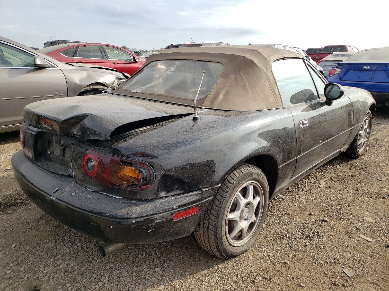 Photo 4 from auction – 1994 MAZDA MX-5 MIATA with VIN JM1NA3530R0520705