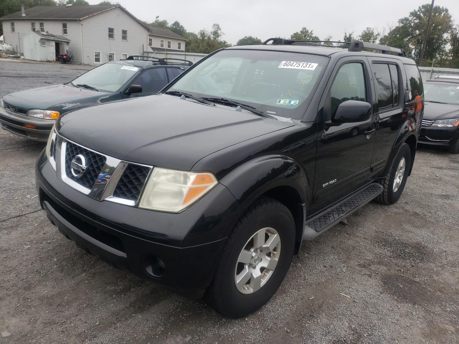 Photo 2 from auction – 2005 NISSAN PATHFINDER with VIN 5N1AR18W55C729198