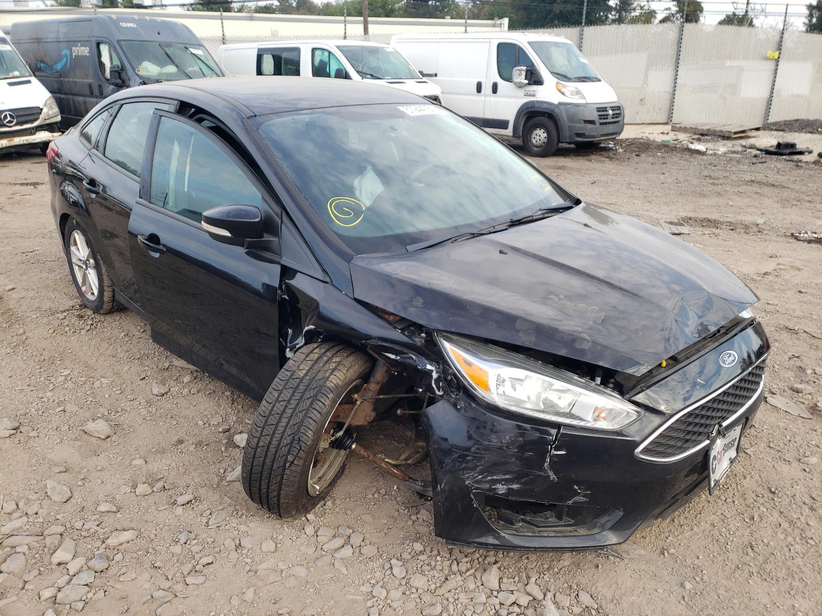 FORD FOCUS SE 2016 with VIN 1FADP3F26GL266872 - Photo from auction