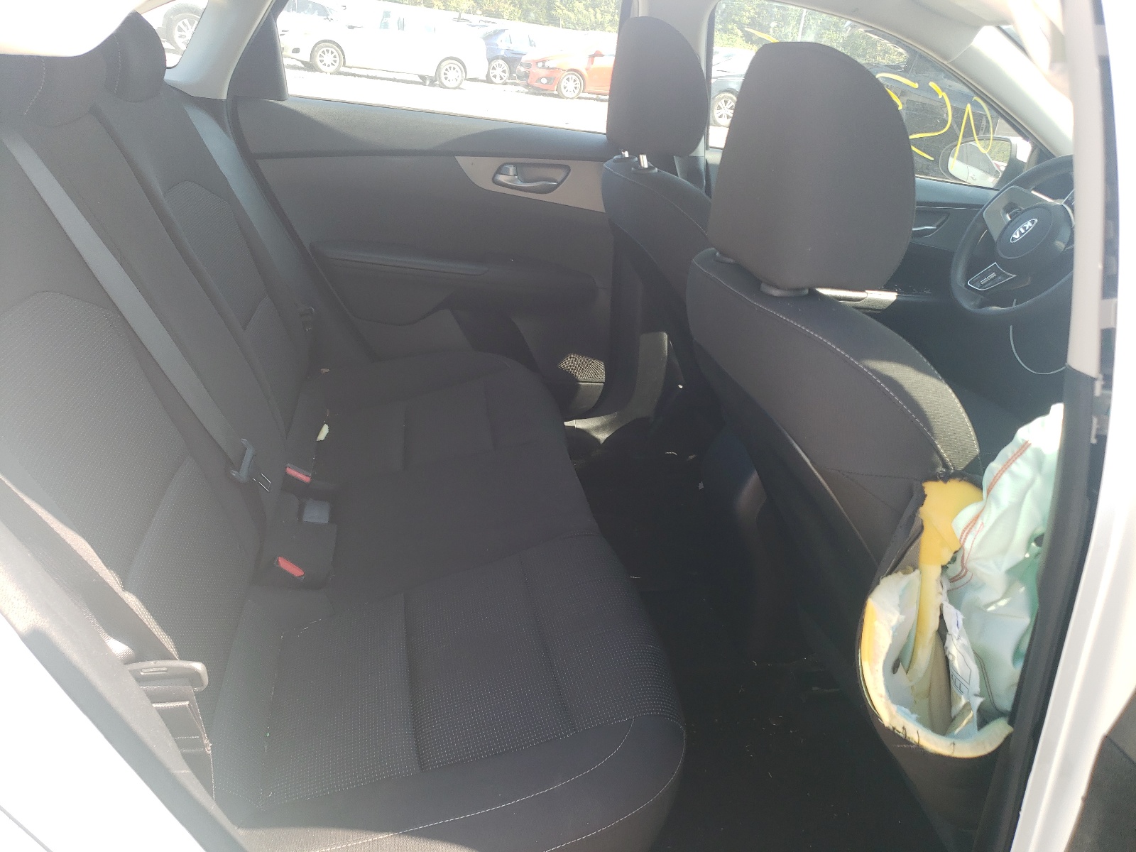 Photo 6 from auction – 2019 KIA FORTE FE with VIN 3KPF24AD3KE007421