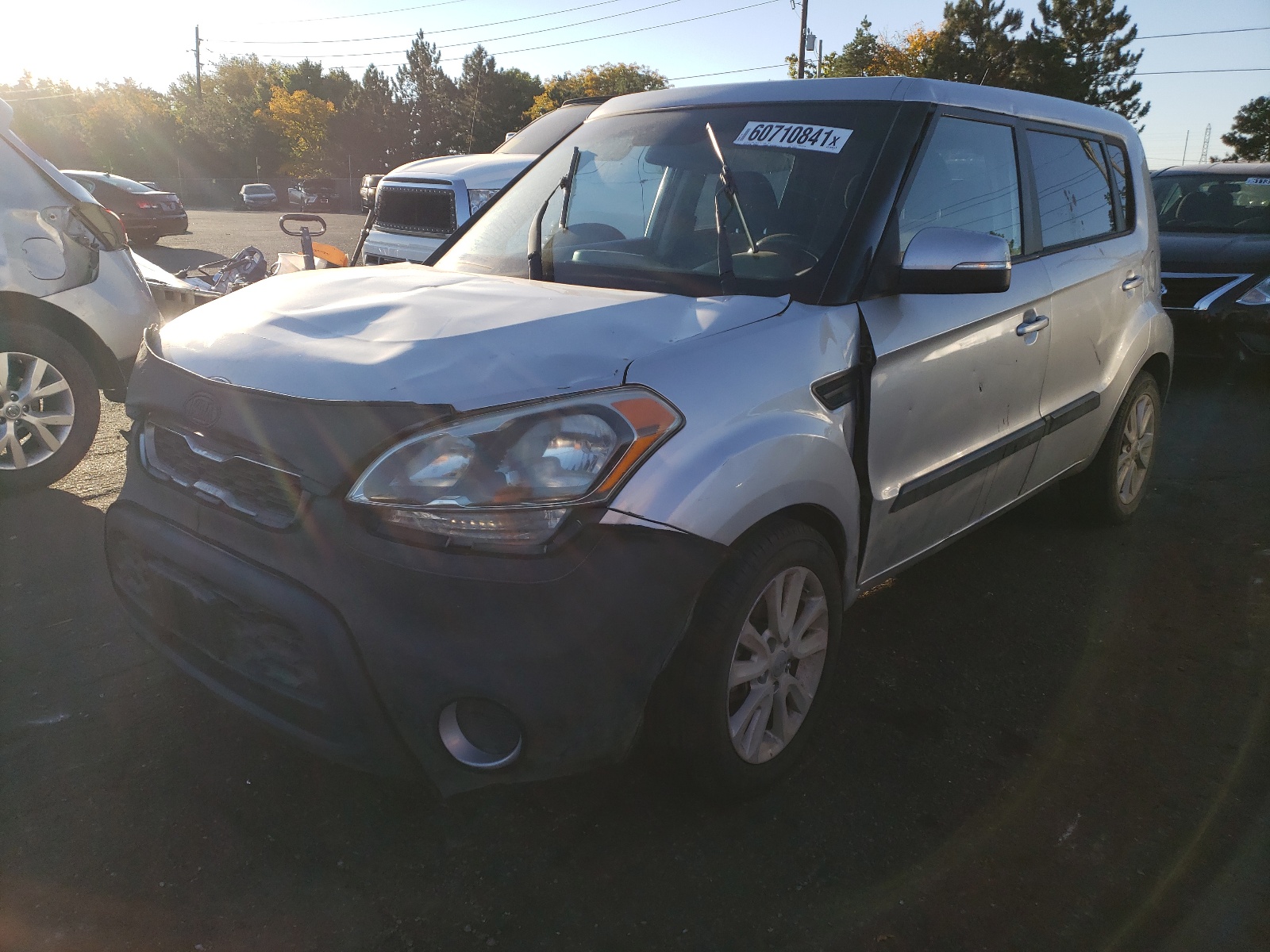 Zdjęcie 2 z aukcji – 2013 KIA SOUL + z VIN KNDJT2A68D7776917