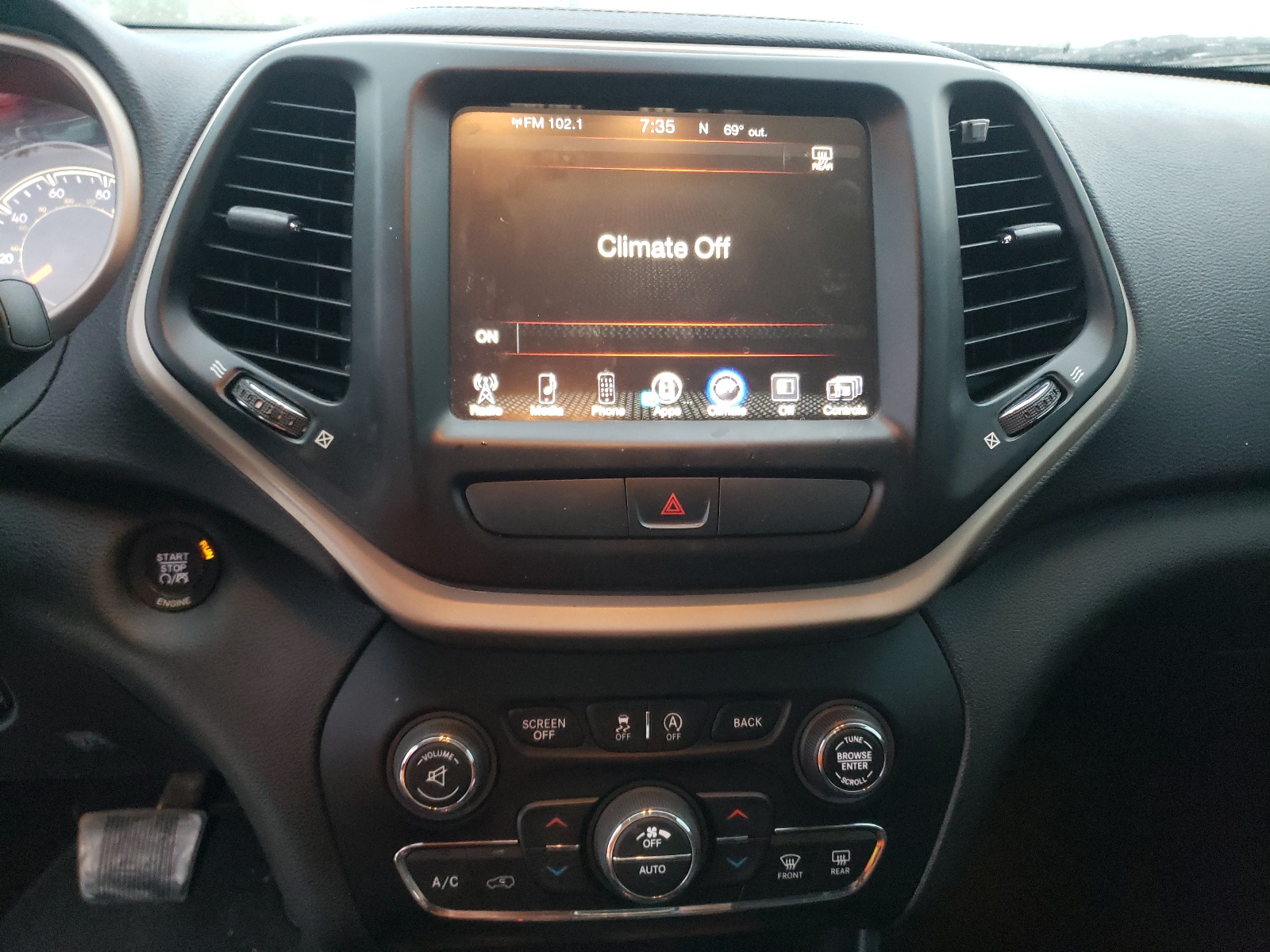 Photo 9 from auction – 2015 JEEP CHEROKEE L with VIN 1C4PJLCS1FW781613