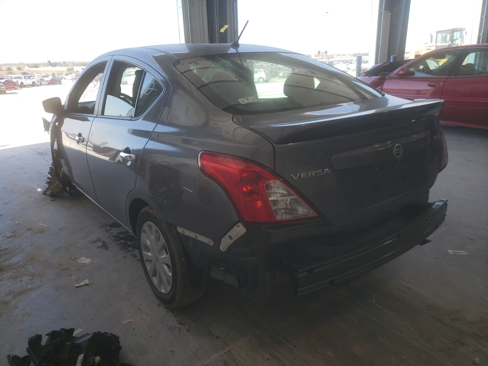 صورة رقم 3 من المزاد - 2016 NISSAN VERSA S مع VIN 3N1CN7AP2GL906735