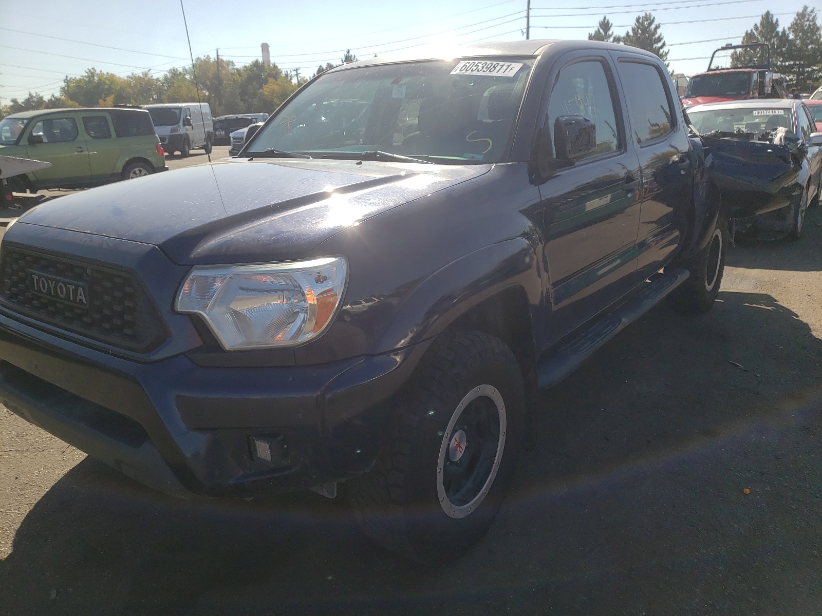 Photo 2 from auction – 2013 TOYOTA TACOMA DOU with VIN 3TMLU4EN3DM106720