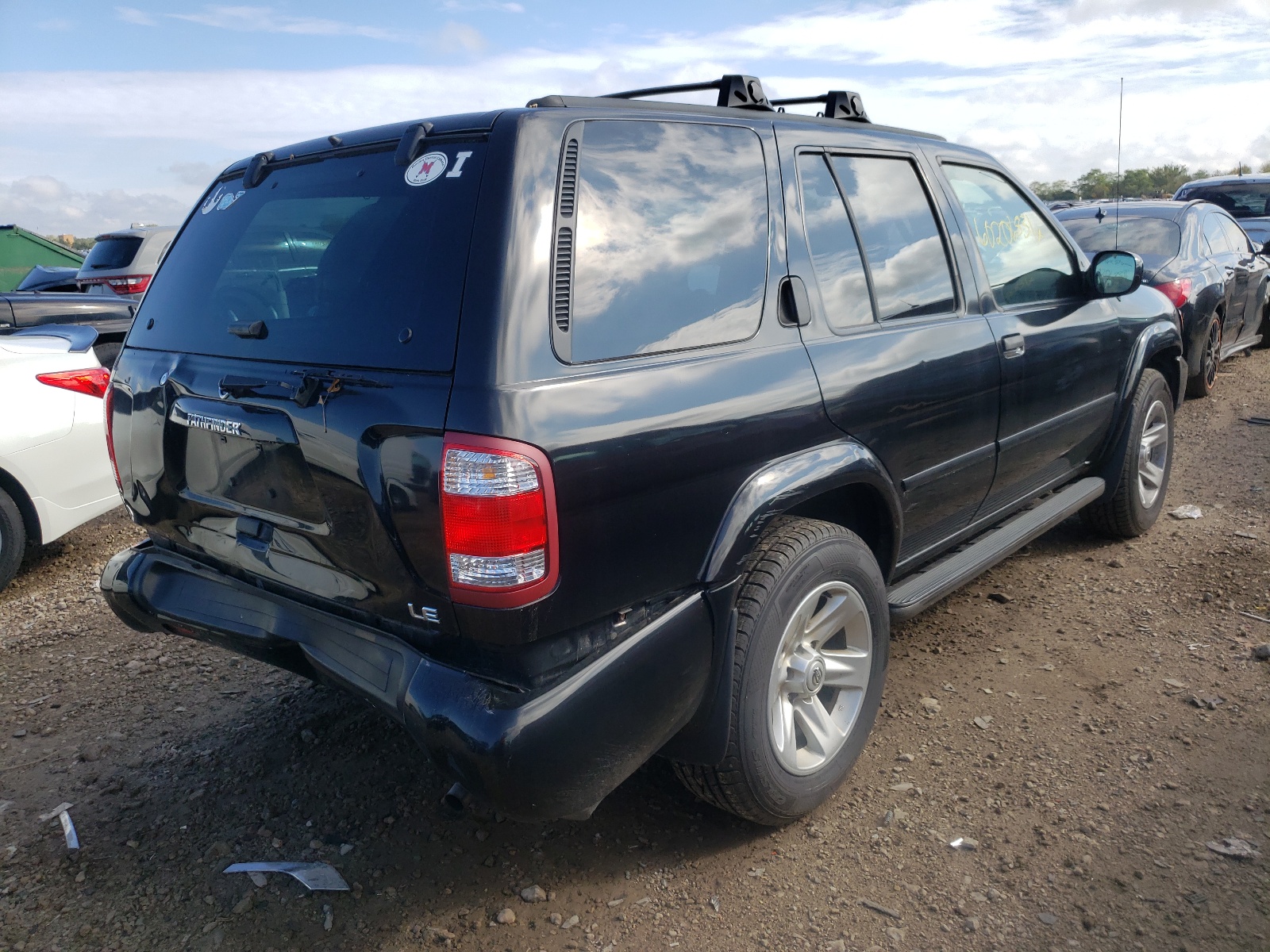 Photo 4 from auction – 2003 NISSAN PATHFINDER with VIN JN8DR09Y63W820038