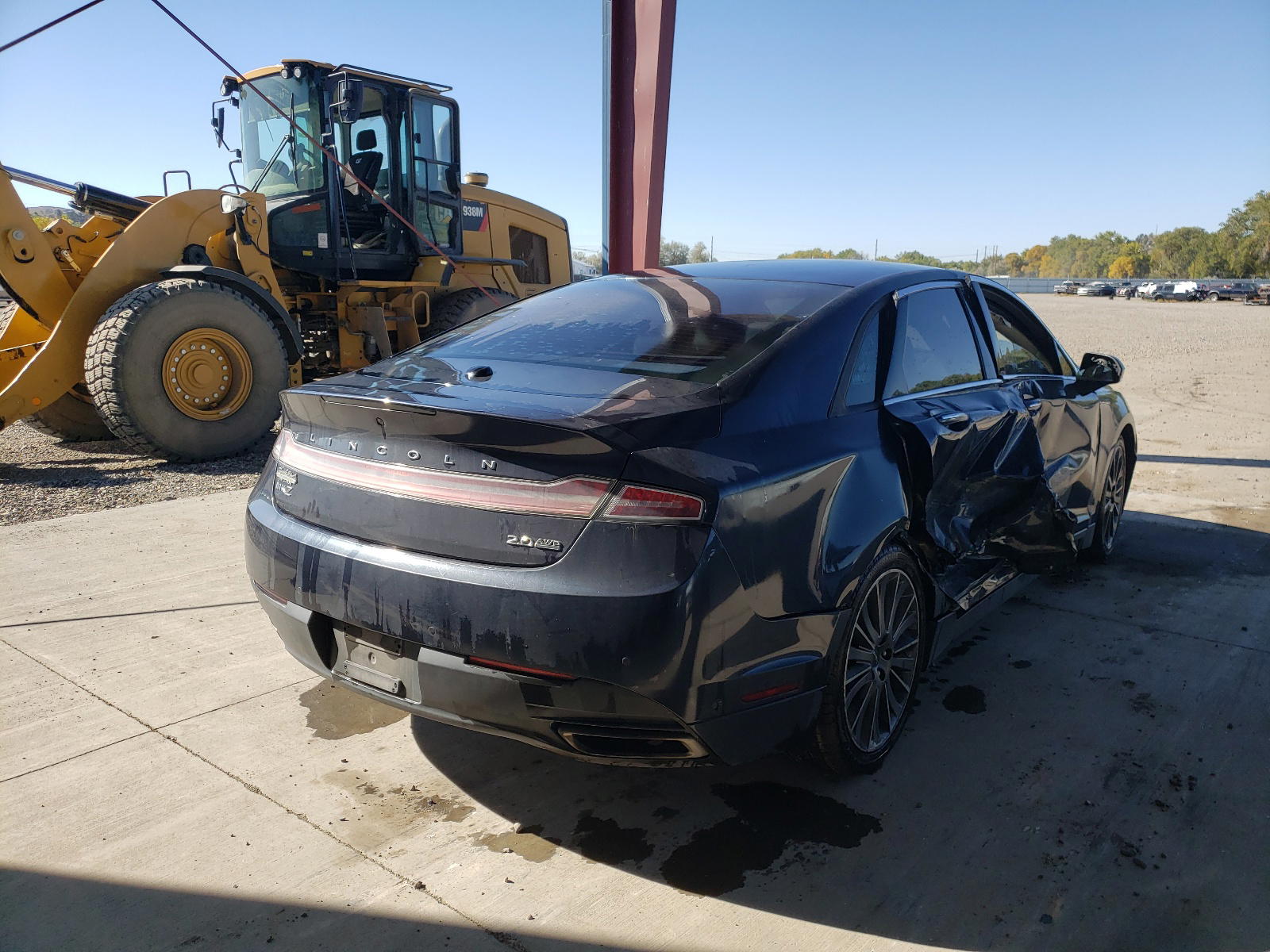 Photo 4 from auction – 2013 LINCOLN MKZ with VIN 3LN6L2J98DR806213