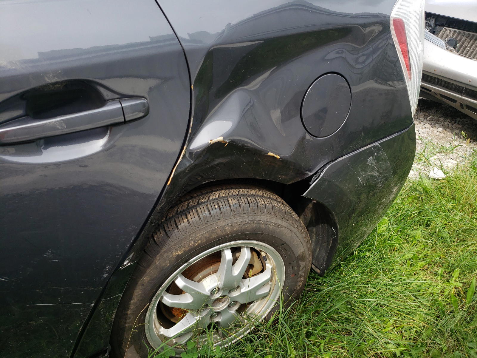 Photo 9 from auction – 2011 TOYOTA PRIUS with VIN JTDKN3DU6B5337562