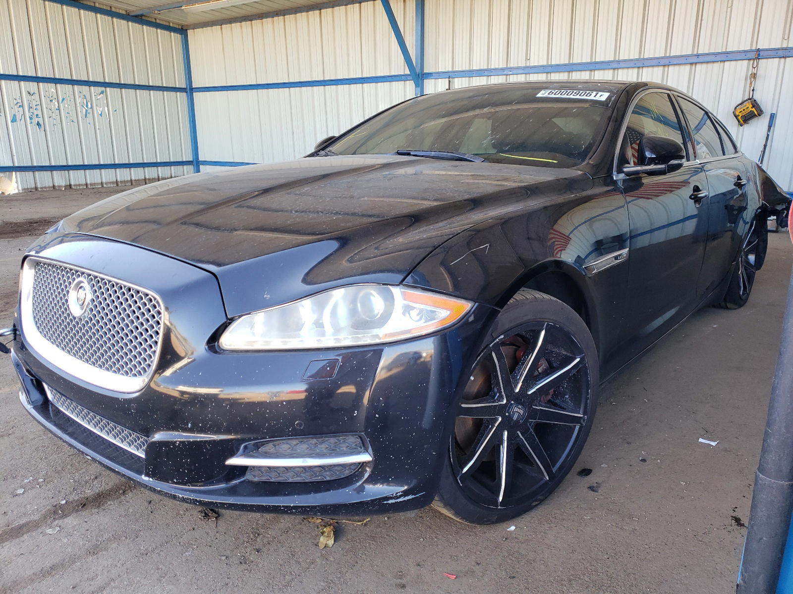 Photo 15 from auction – 2011 JAGUAR XJ with VIN SAJWA1CBXBLV07565