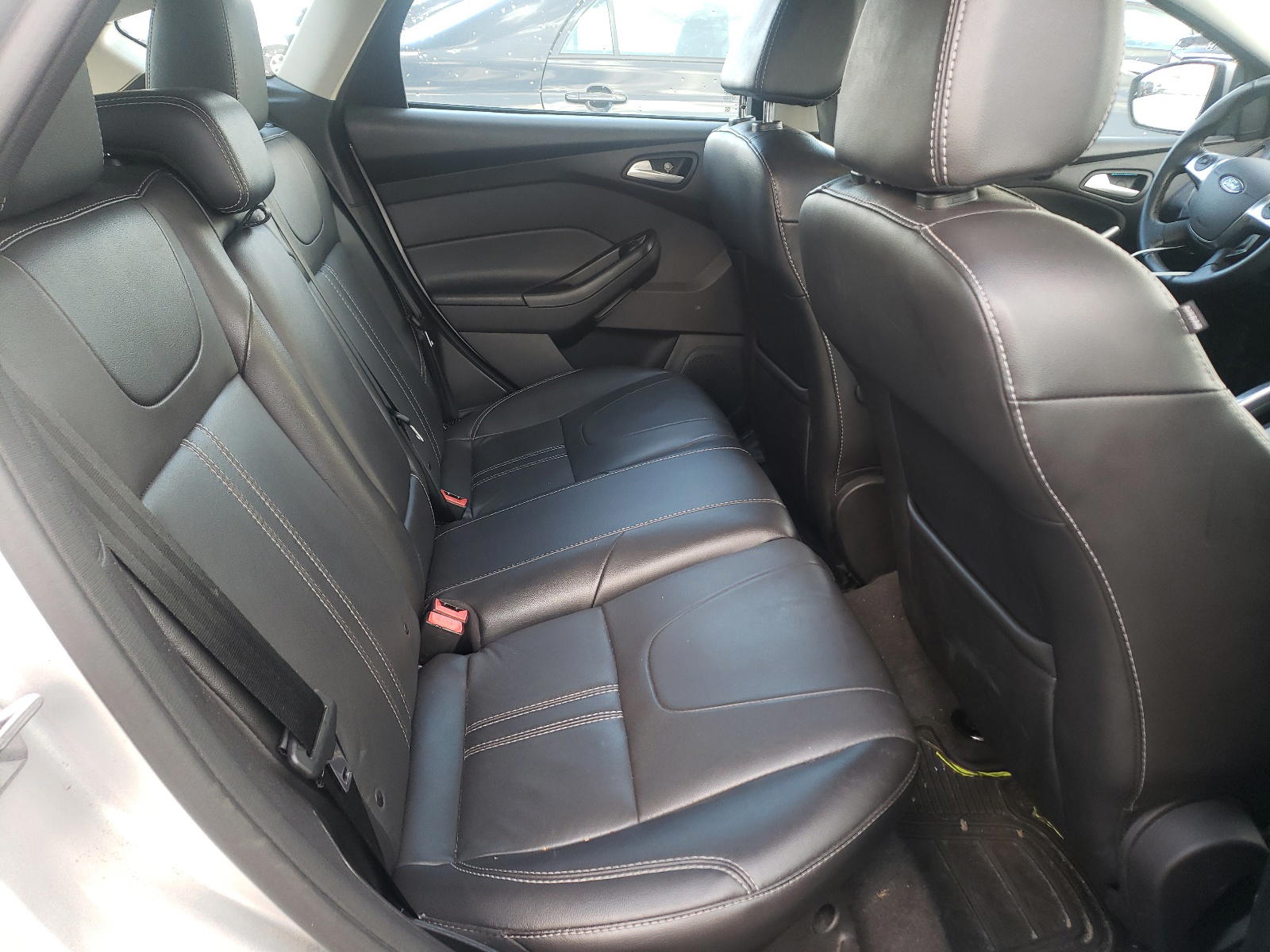 Photo 6 from auction – 2013 FORD FOCUS SE with VIN 1FADP3K2XDL379693