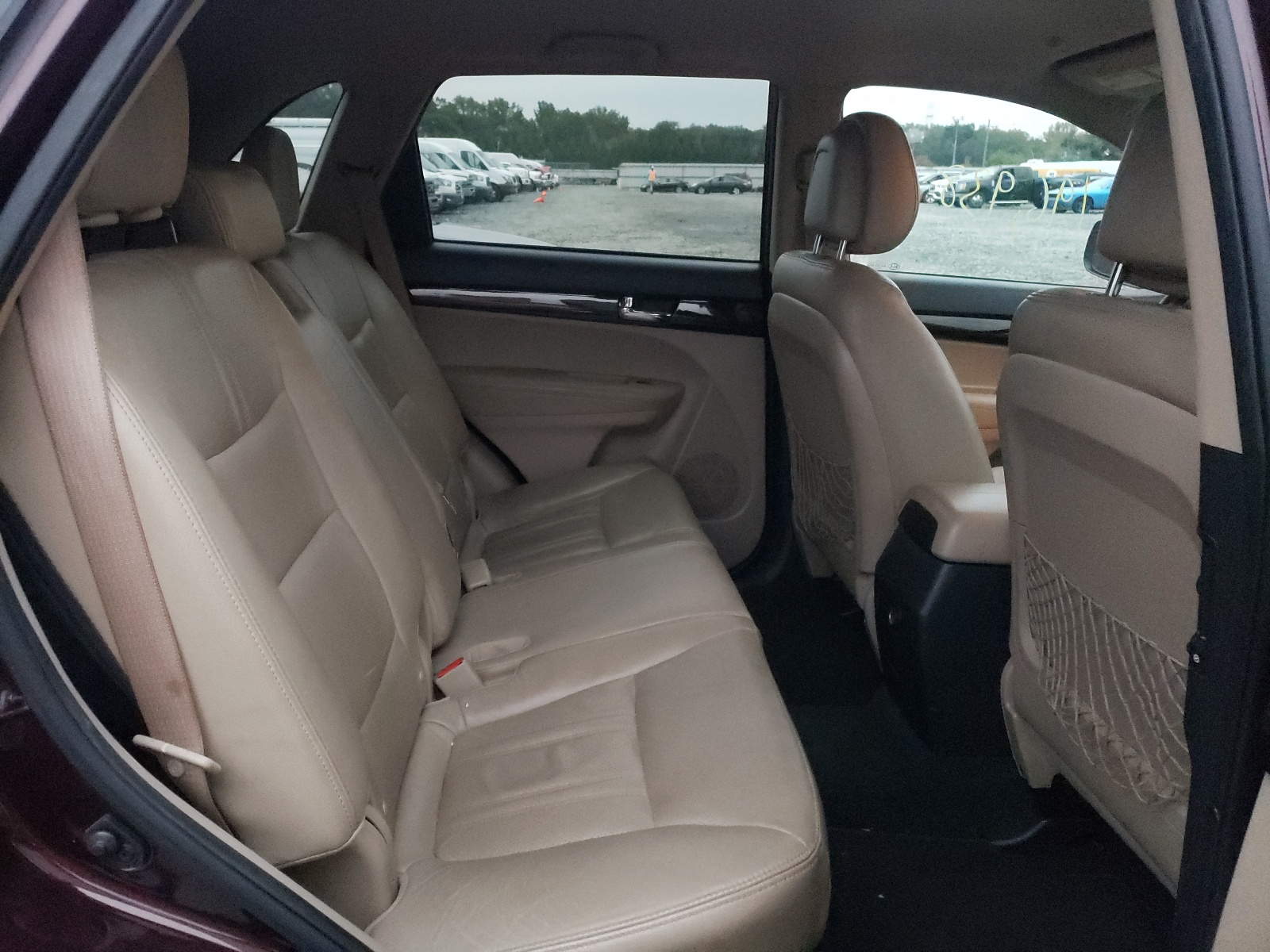 Photo 6 from auction – 2012 KIA SORENTO EX with VIN 5XYKU4A62CG219631