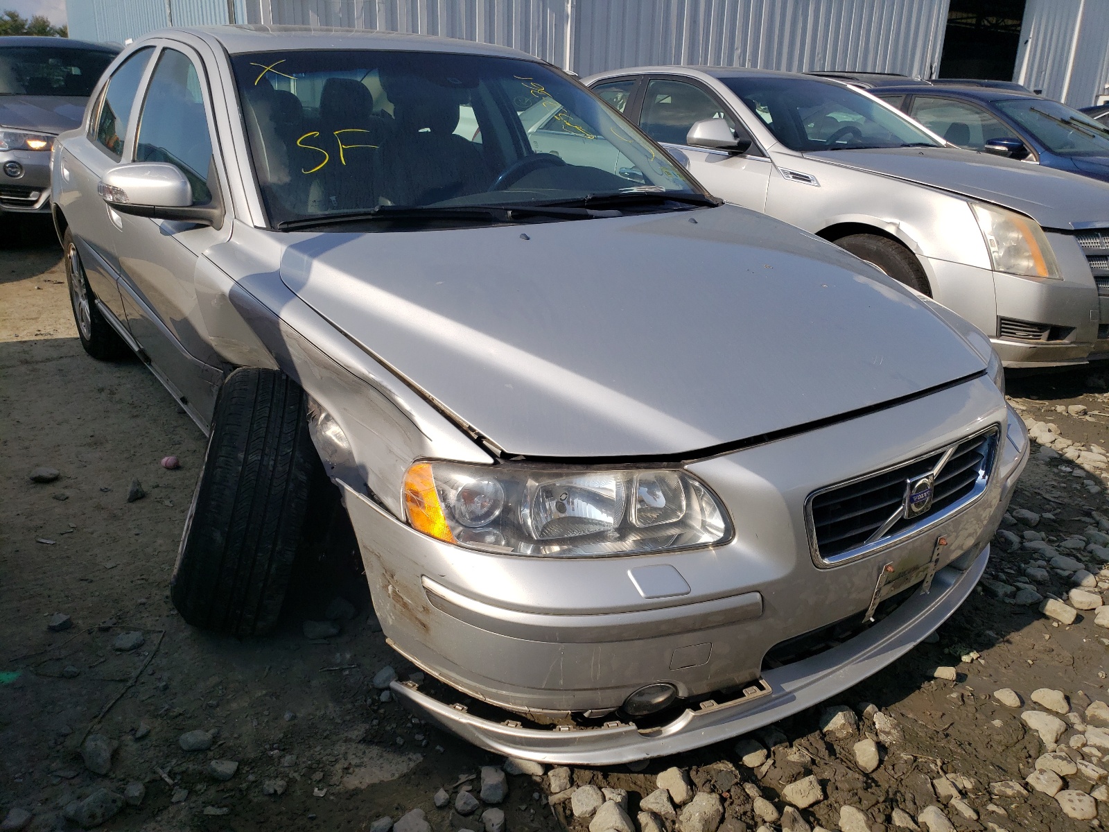 VOLVO S60 2.5T 2009 with VIN YV1RH592092737065 - Photo from auction
