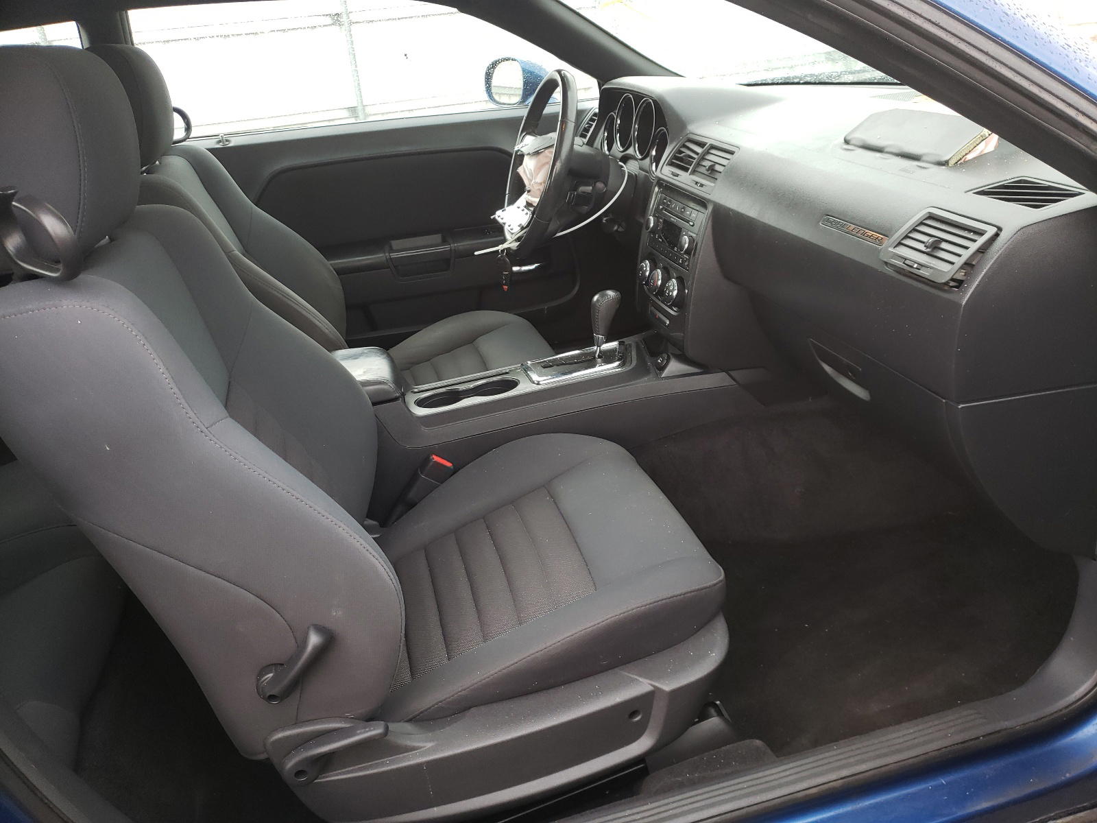 Photo 5 from auction – 2010 DODGE CHALLENGER with VIN 2B3CJ4DV6AH190019