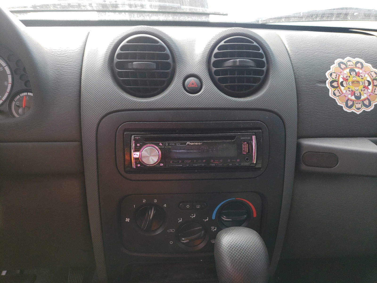 Photo 9 from auction – 2007 JEEP LIBERTY SP with VIN 1J4GL48K67W655056
