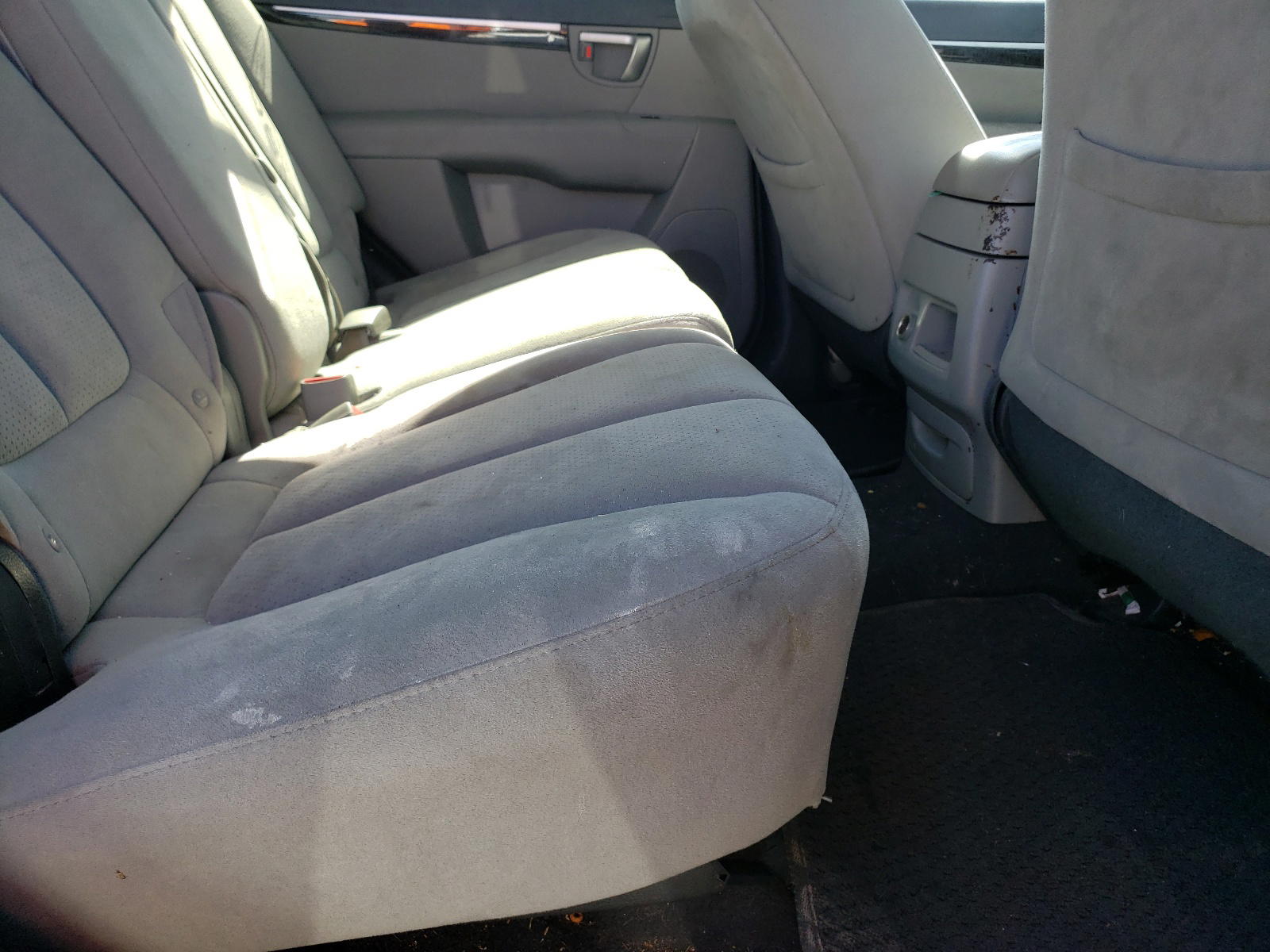 Photo 6 from auction – 2009 HYUNDAI SANTA FE G with VIN 5NMSG73D89H286480
