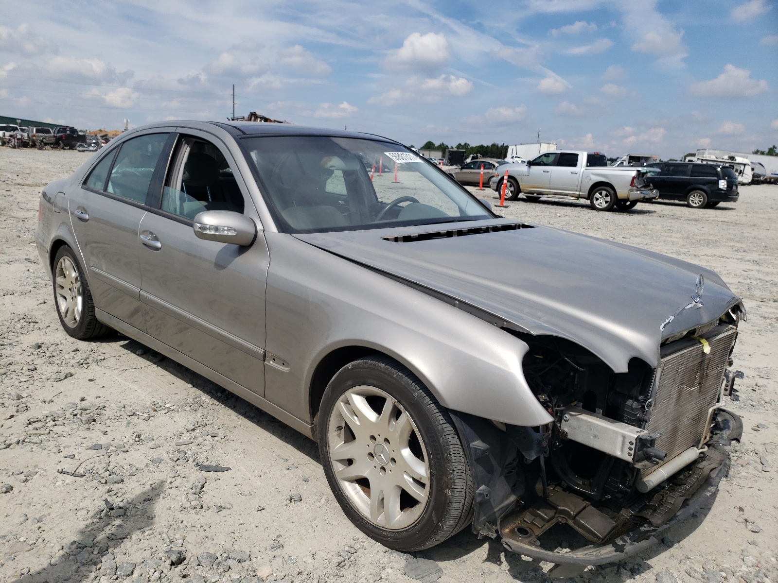 Photo 1 from auction – 2003 MERCEDES-BENZ E 500 with VIN WDBUF70J13A118752