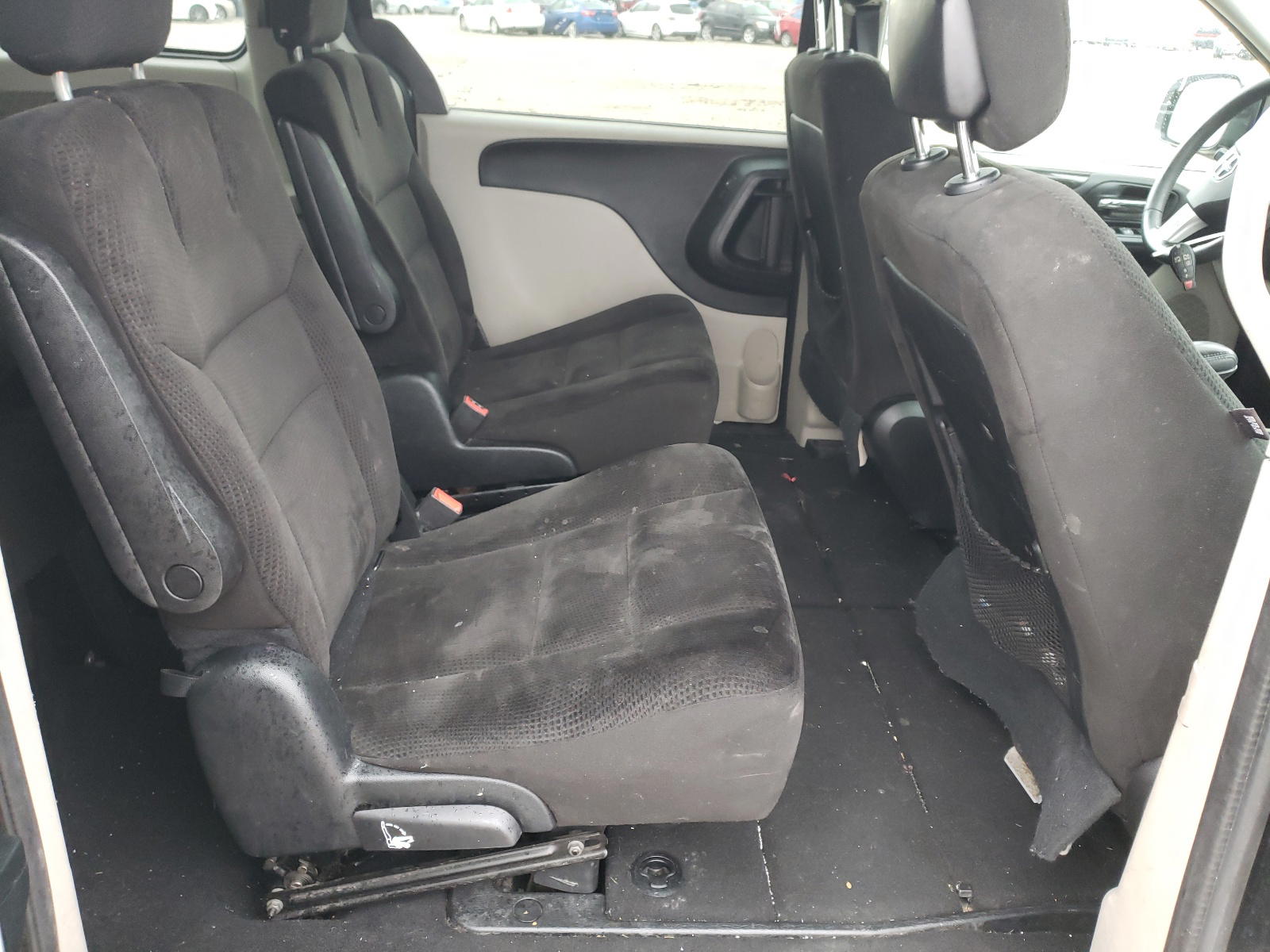 Photo 6 from auction – 2016 DODGE GRAND CARA with VIN 2C4RDGCG6GR318105