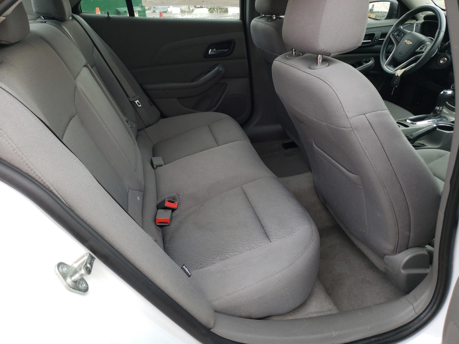 Photo 6 from auction – 2014 CHEVROLET MALIBU LS with VIN 1G11B5SL4EF212013
