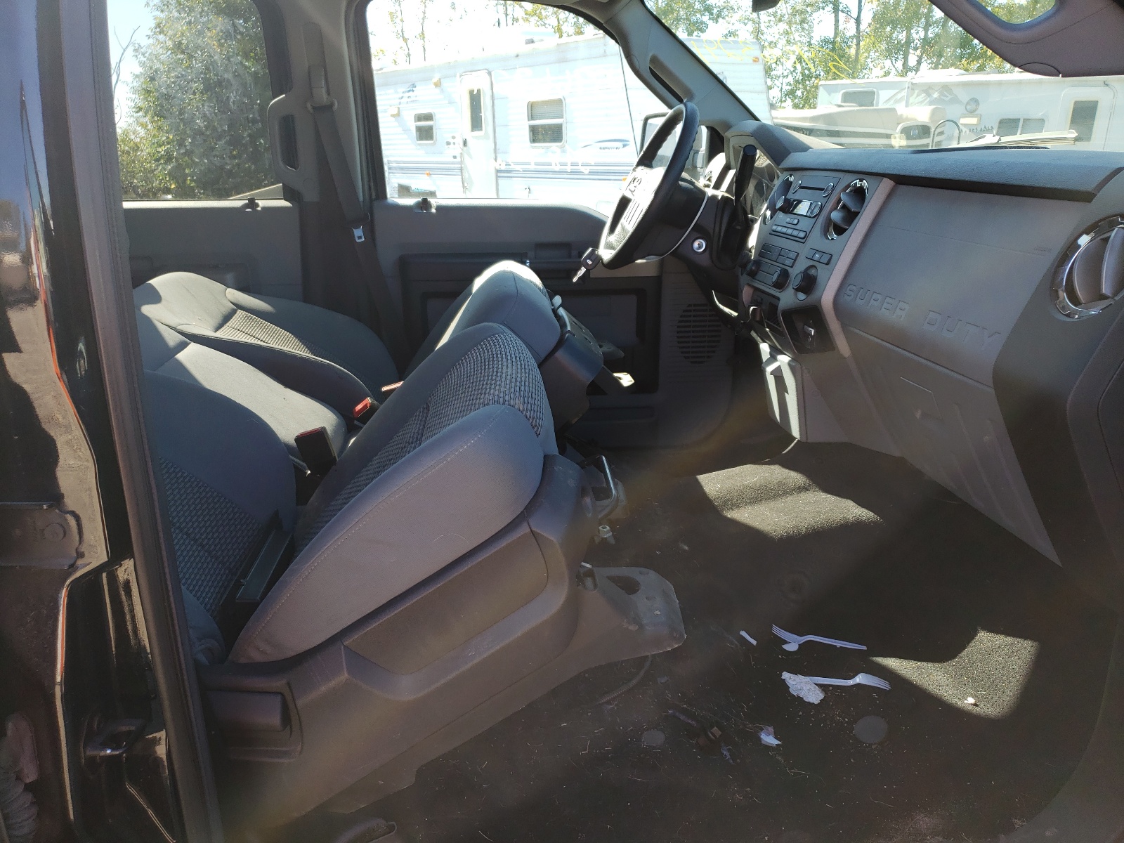 Photo 5 from auction – 2016 FORD F350 SUPER with VIN 1FT8W3BTXGED09918