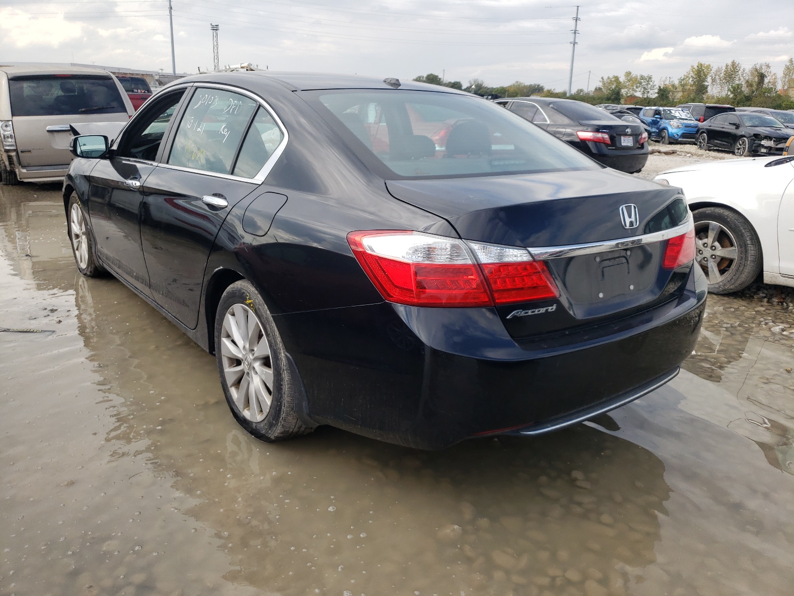 Photo 3 from auction – 2013 HONDA ACCORD EXL with VIN 1HGCR2F85DA157696
