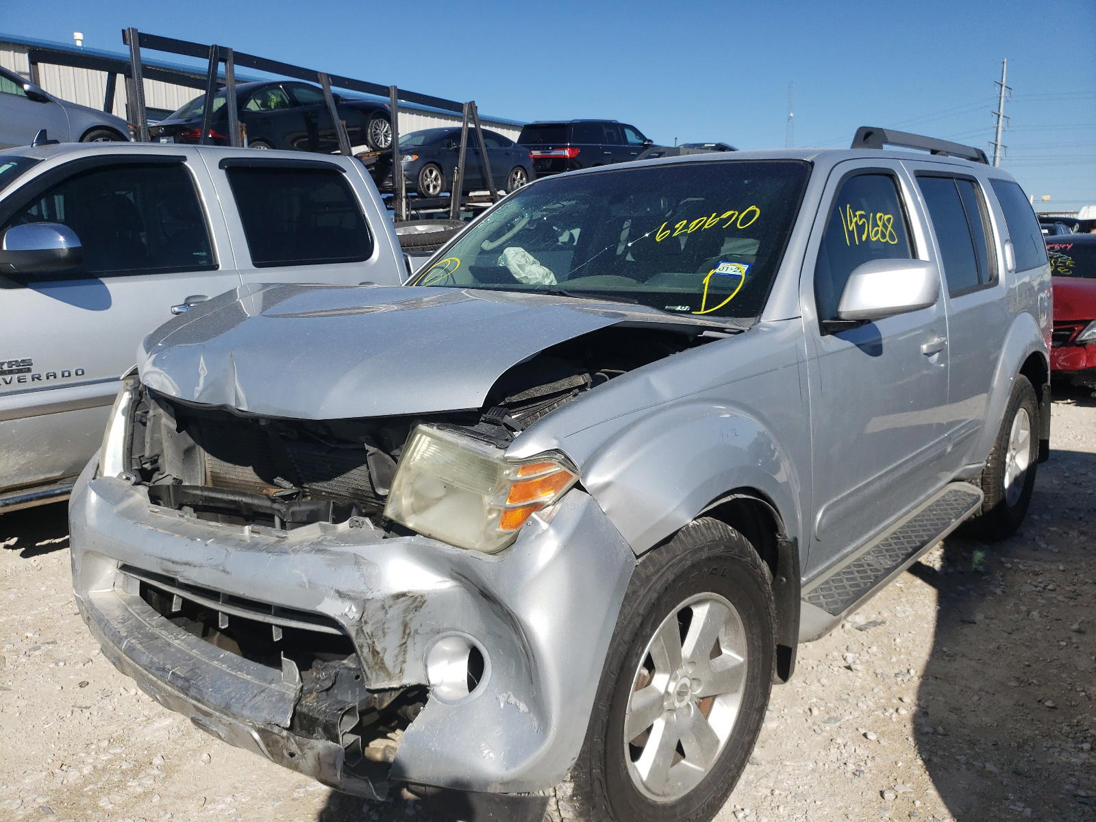 Photo 2 from auction – 2011 NISSAN PATHFINDER with VIN 5N1AR1NN6BC620630